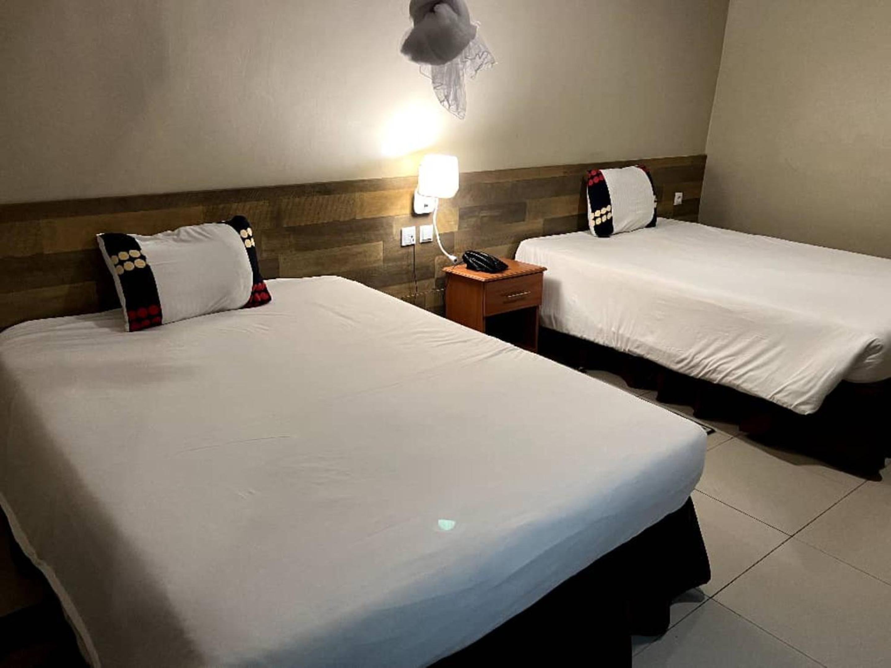 Standard Twin Room photo 1
