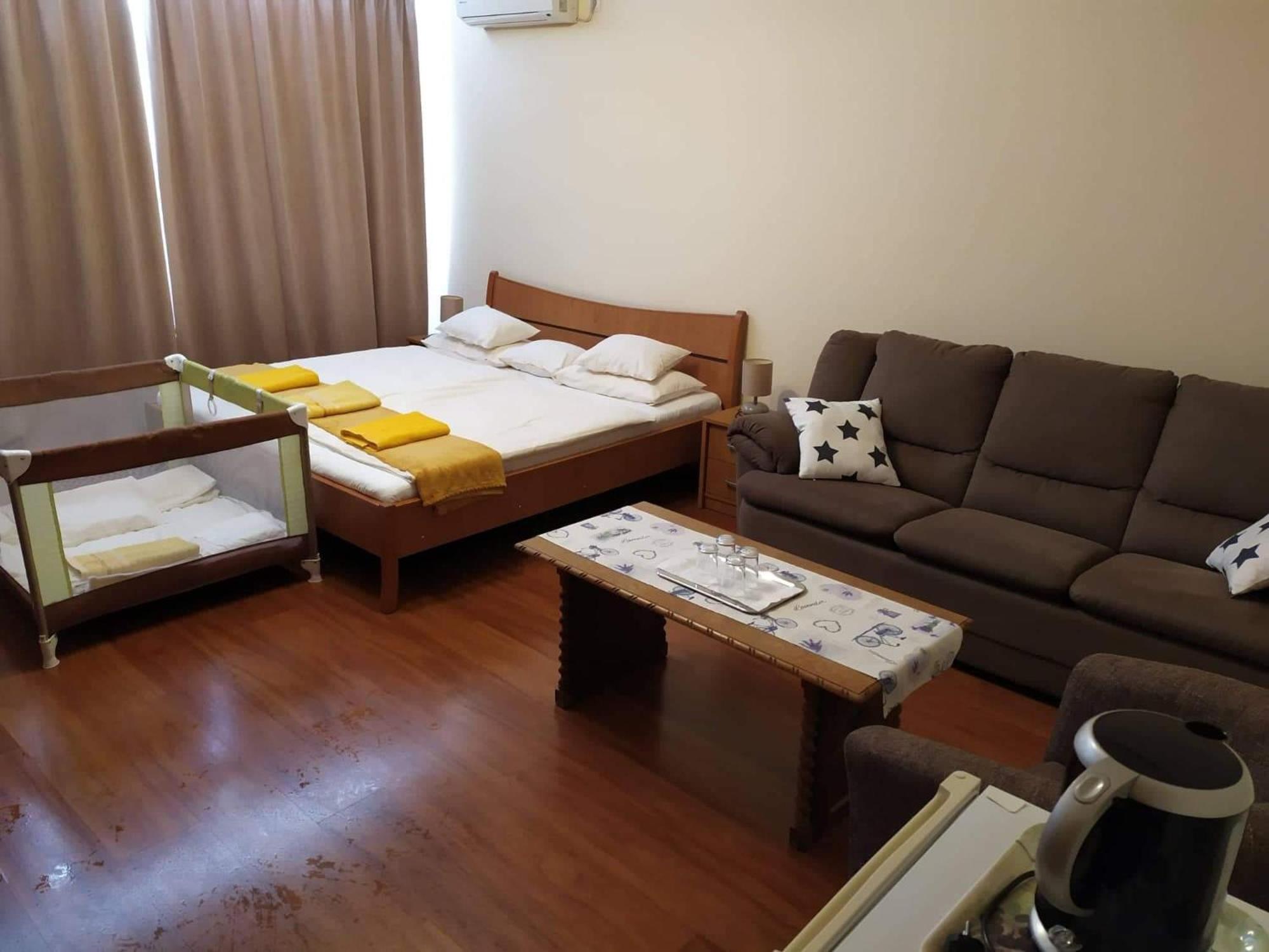 Family Room with Balcony photo 2