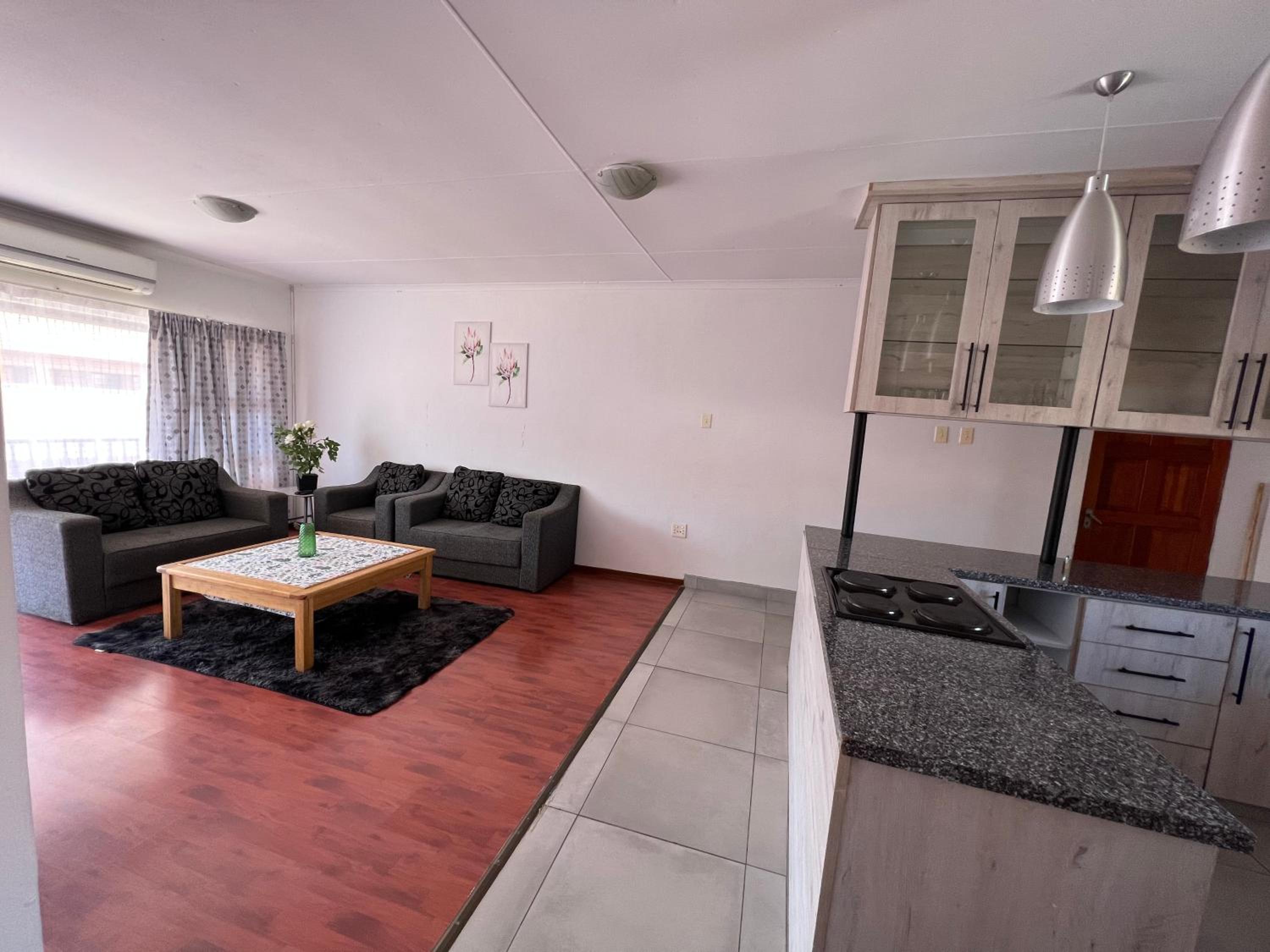 Apartment photo 3