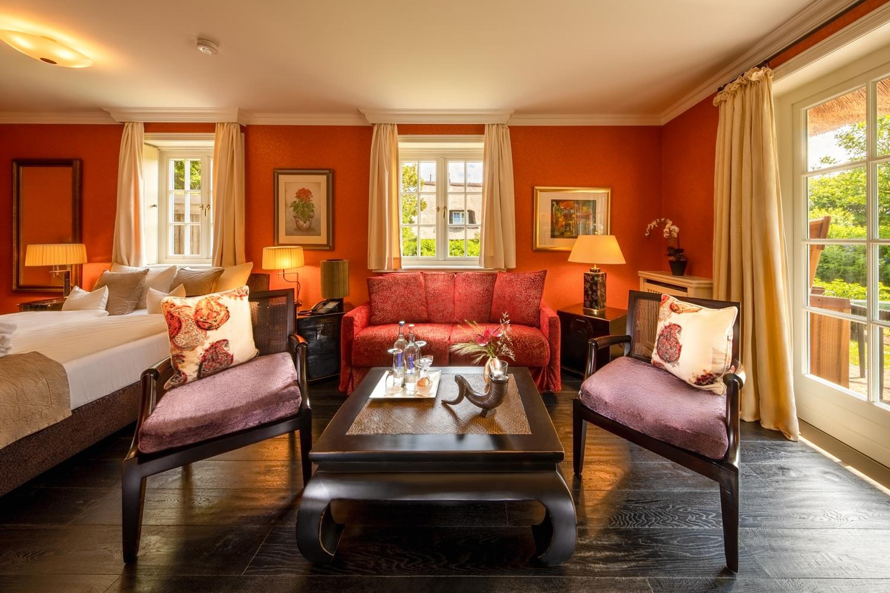 Junior Suite with Garden View