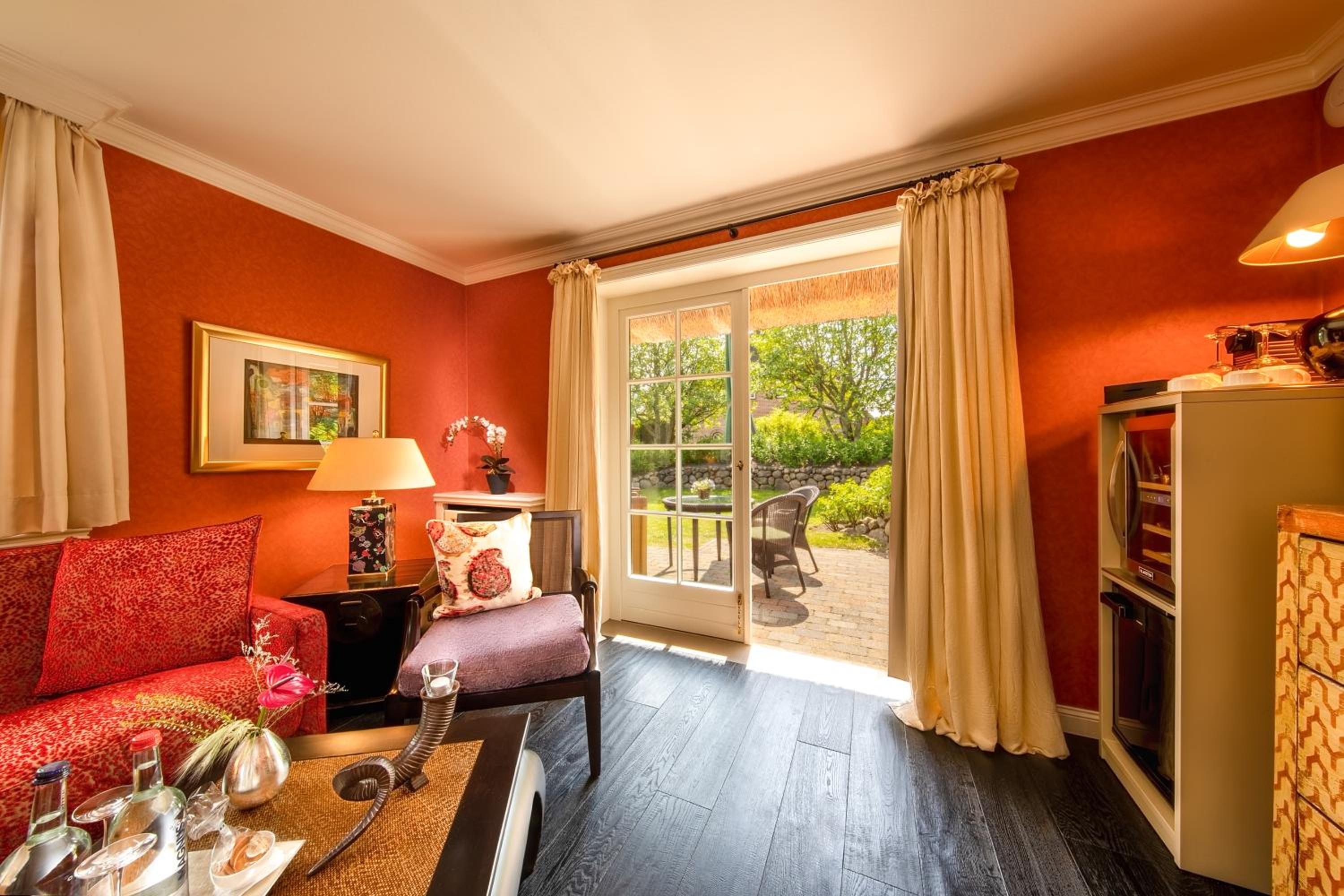 Junior Suite with Garden View