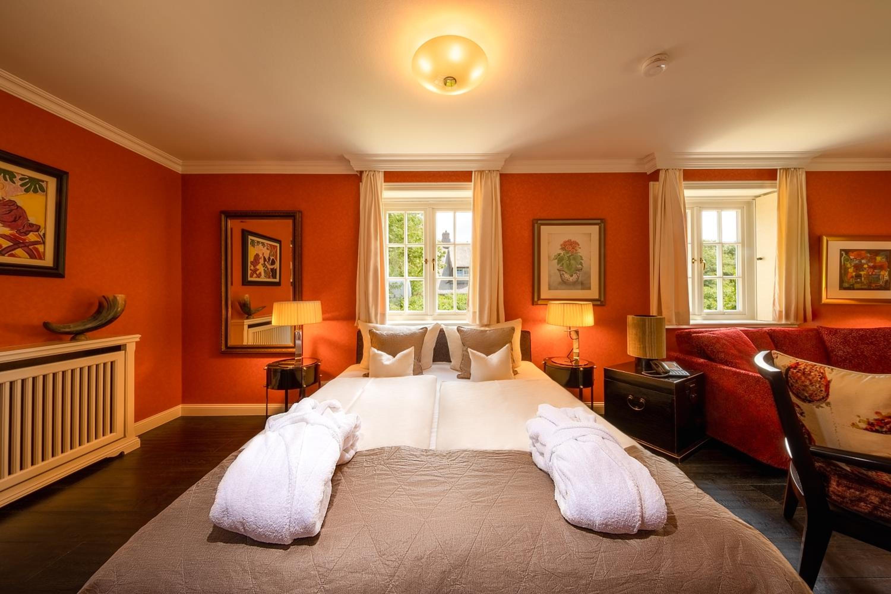 Junior Suite with Garden View