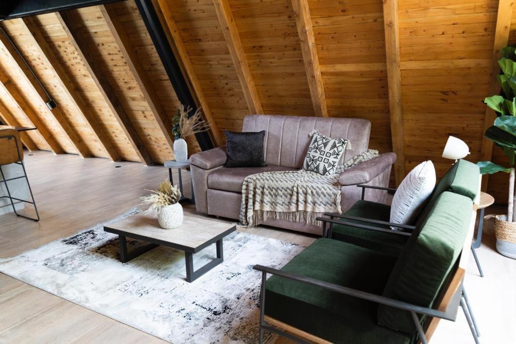 One-Bedroom Chalet photo 3