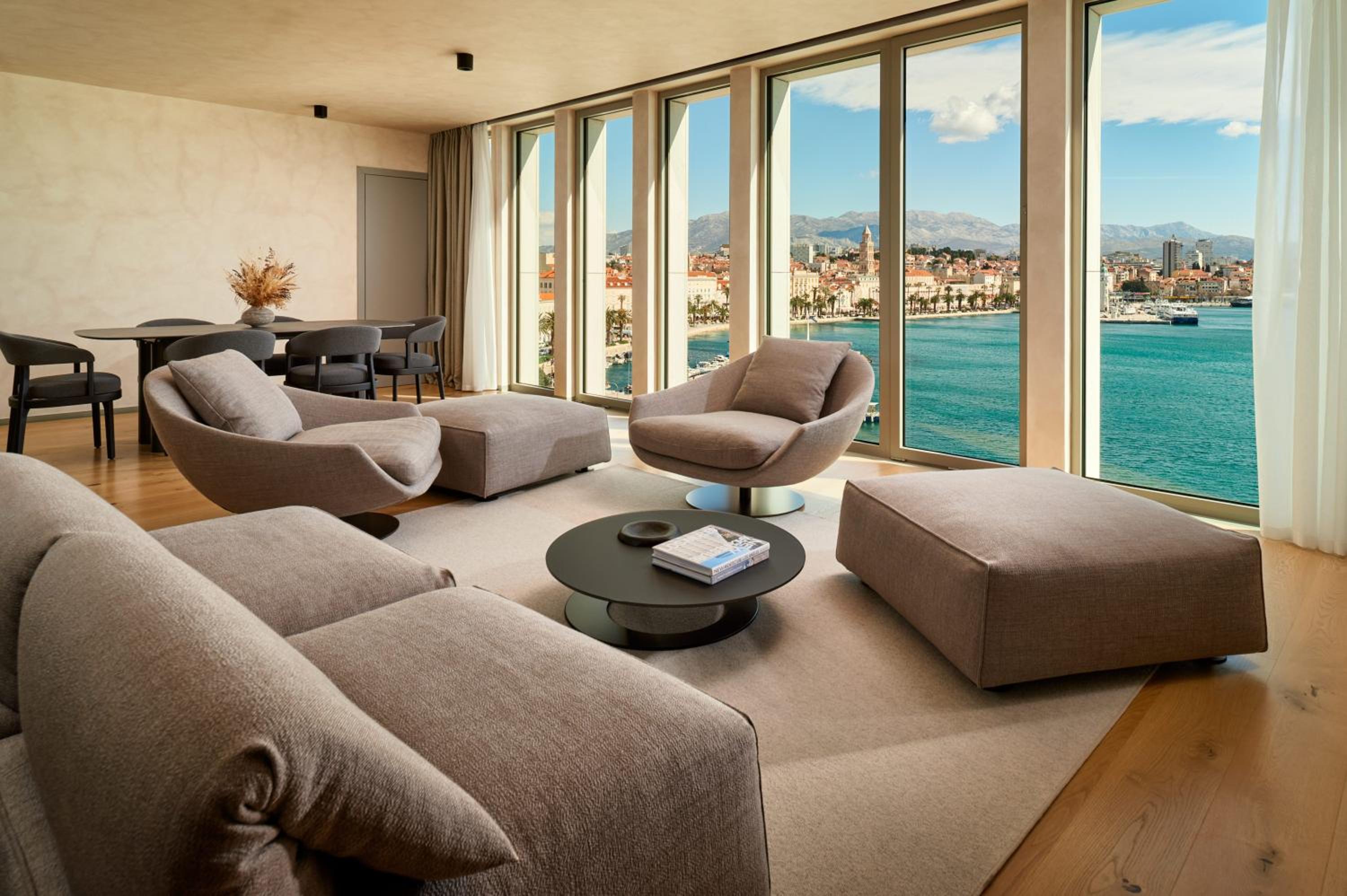 Suite Ambasador with Sea View  photo 2