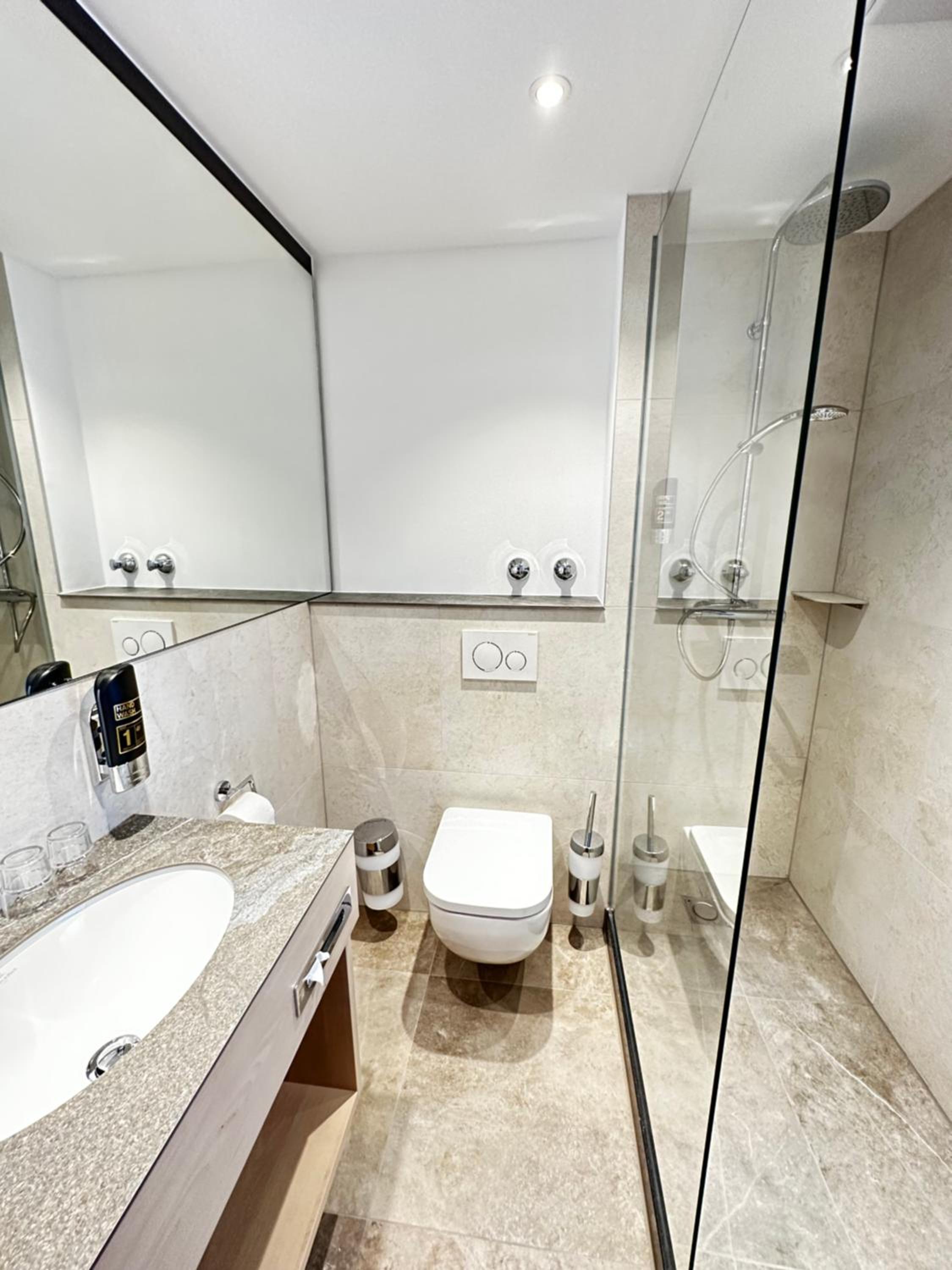 Double Room with Balcony photo 2