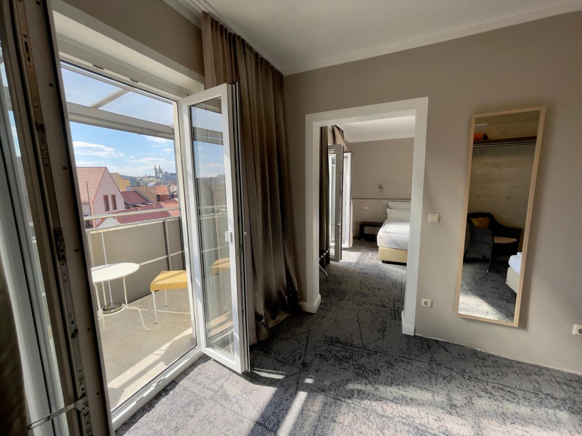 Triple Room With Balcony photo 2