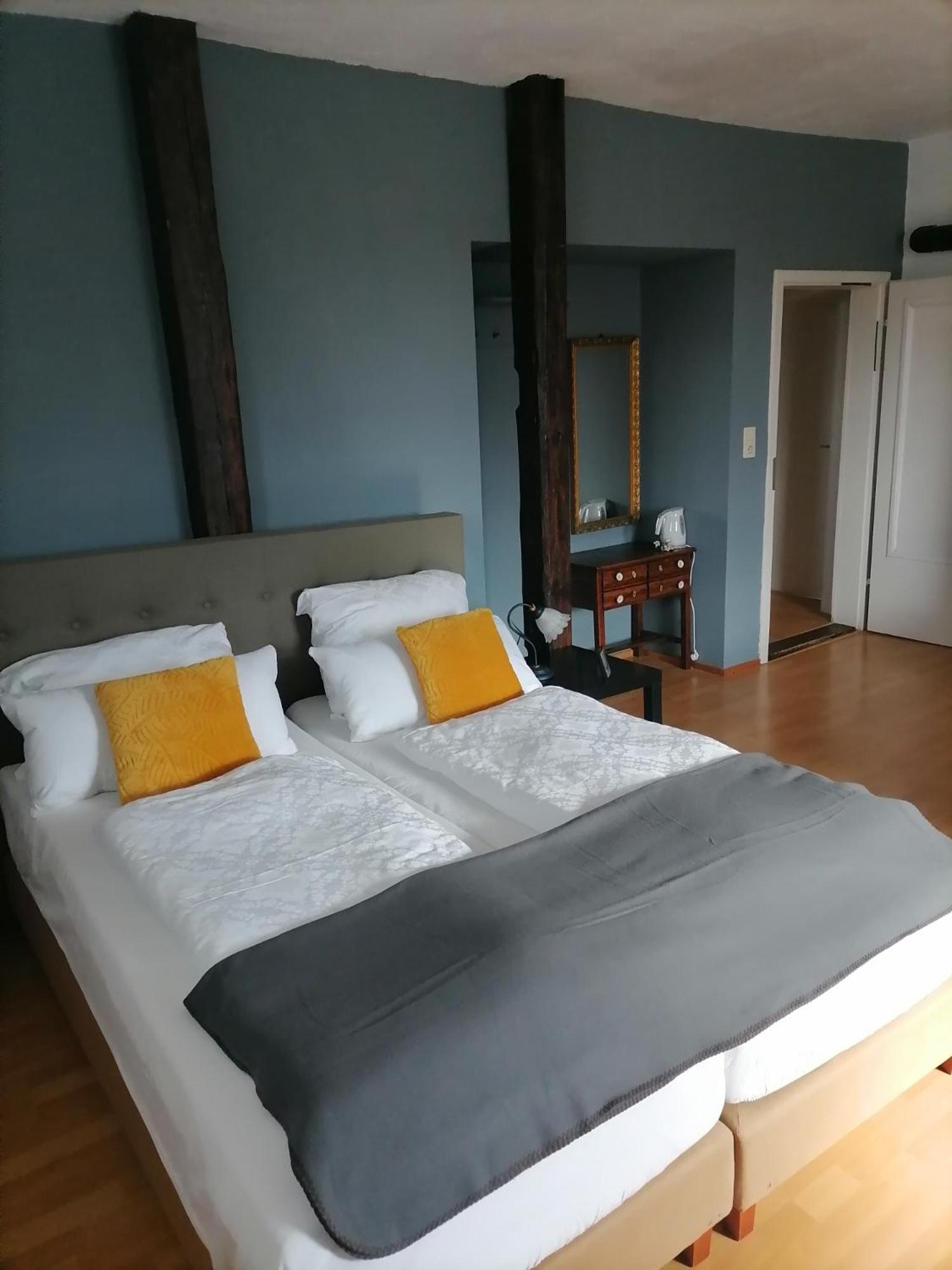 Double Room with Private External Bathroom photo 1