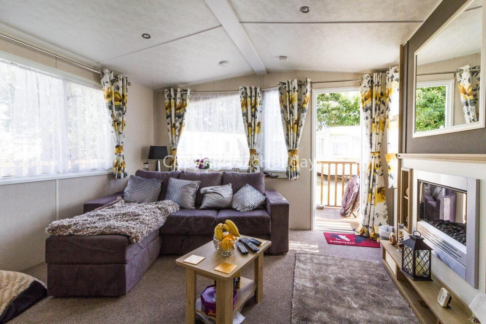 Mobile Home photo 1