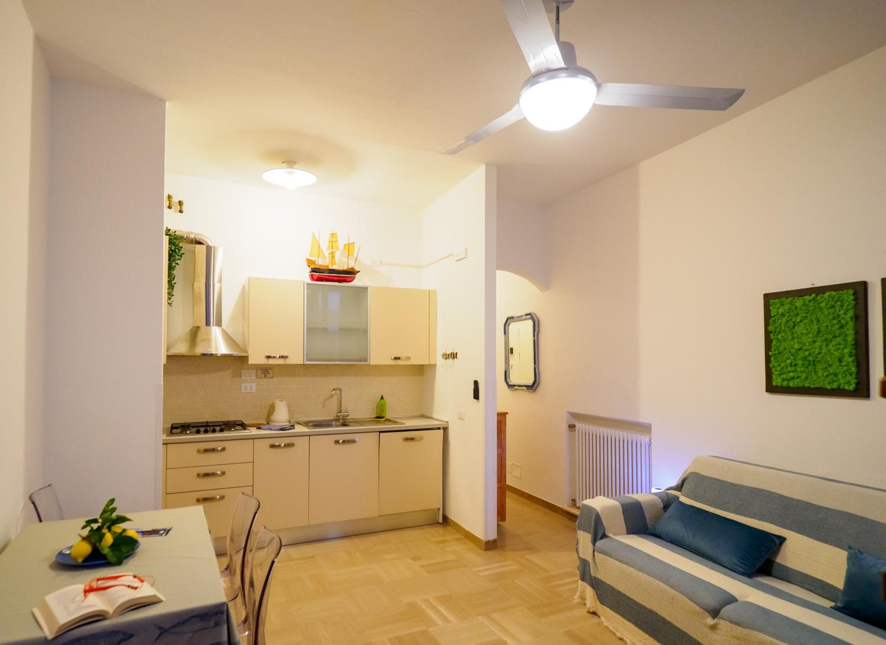 One-Bedroom Apartment - Photo 42