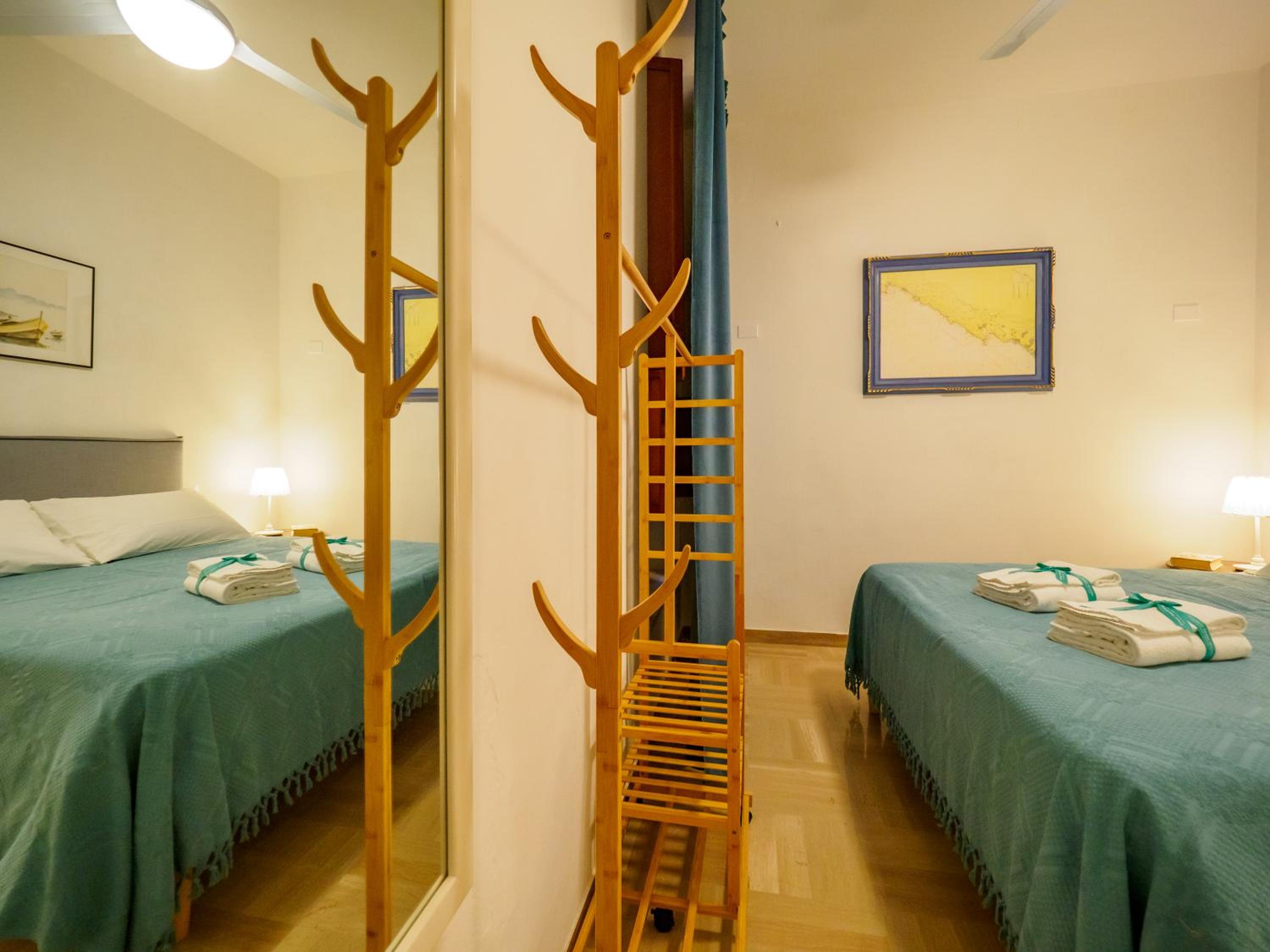 One-Bedroom Apartment - Photo 11