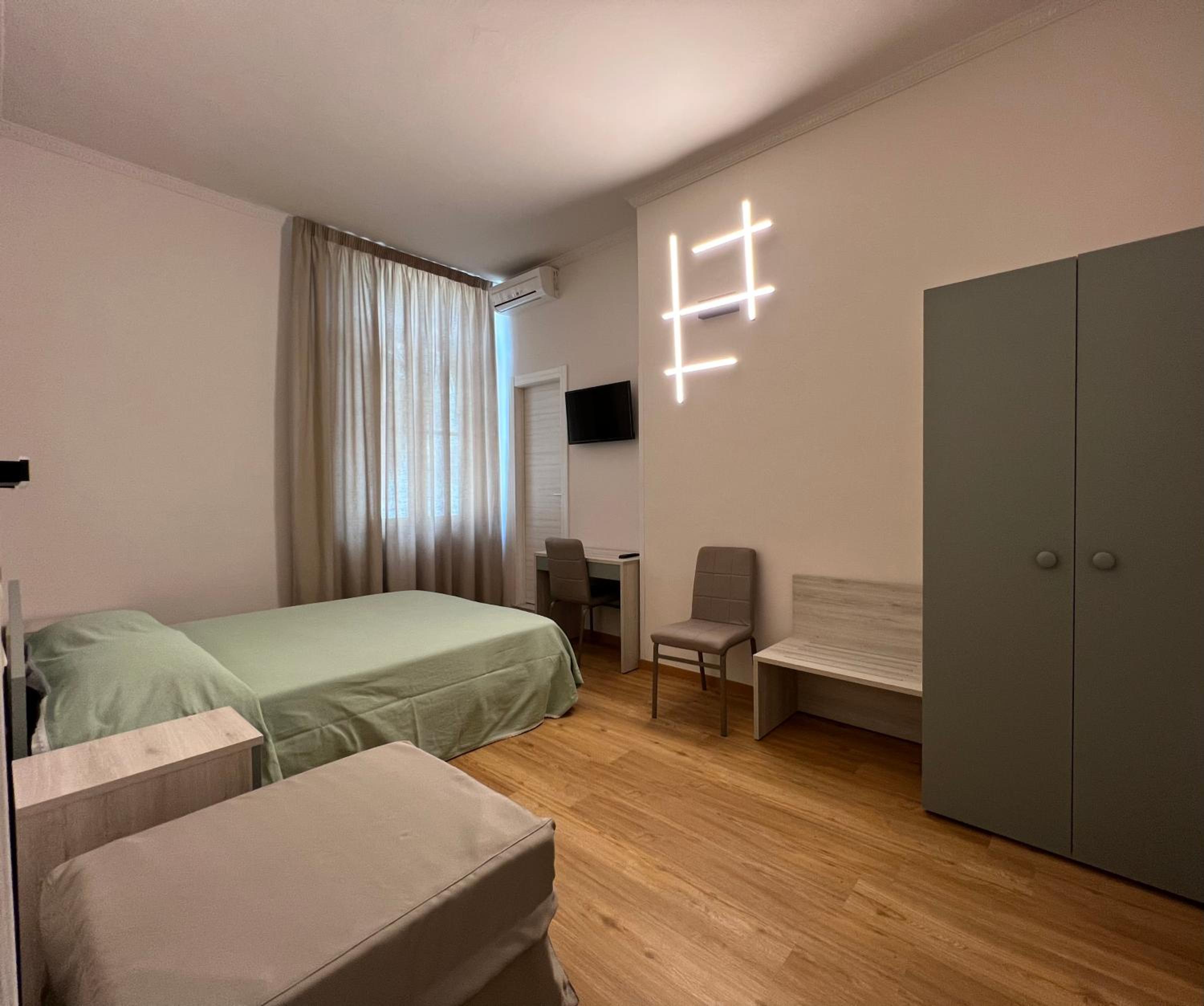 Double Room - Photo 1