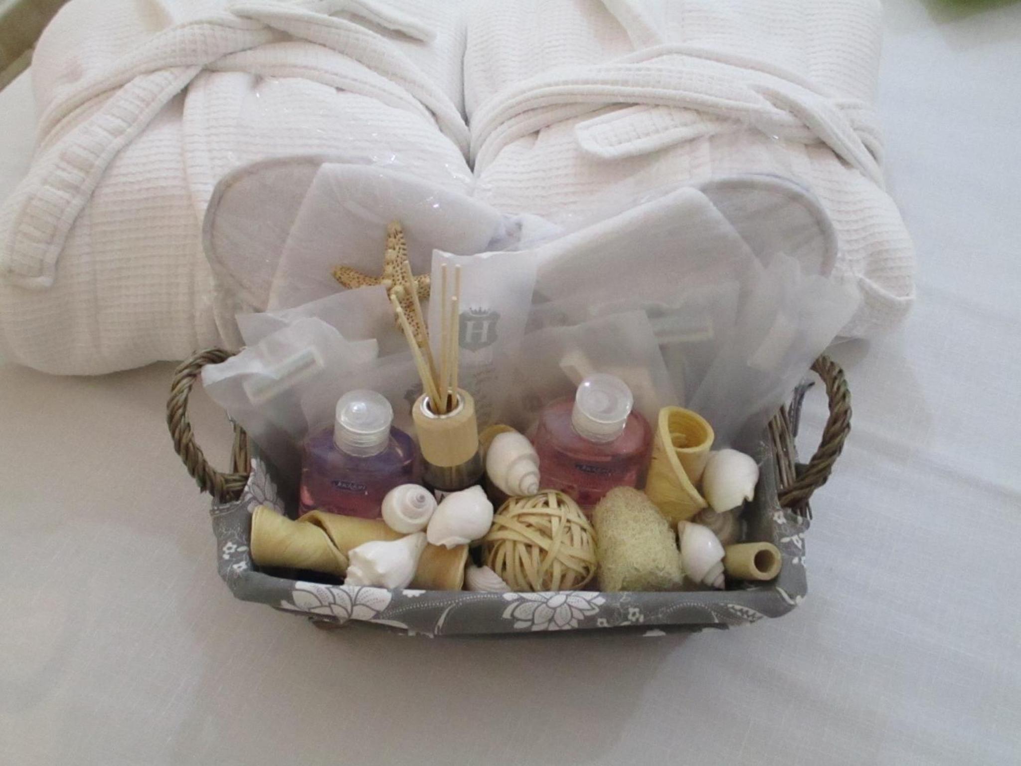 Deluxe Double or Twin Room with Balcony - Photo 19