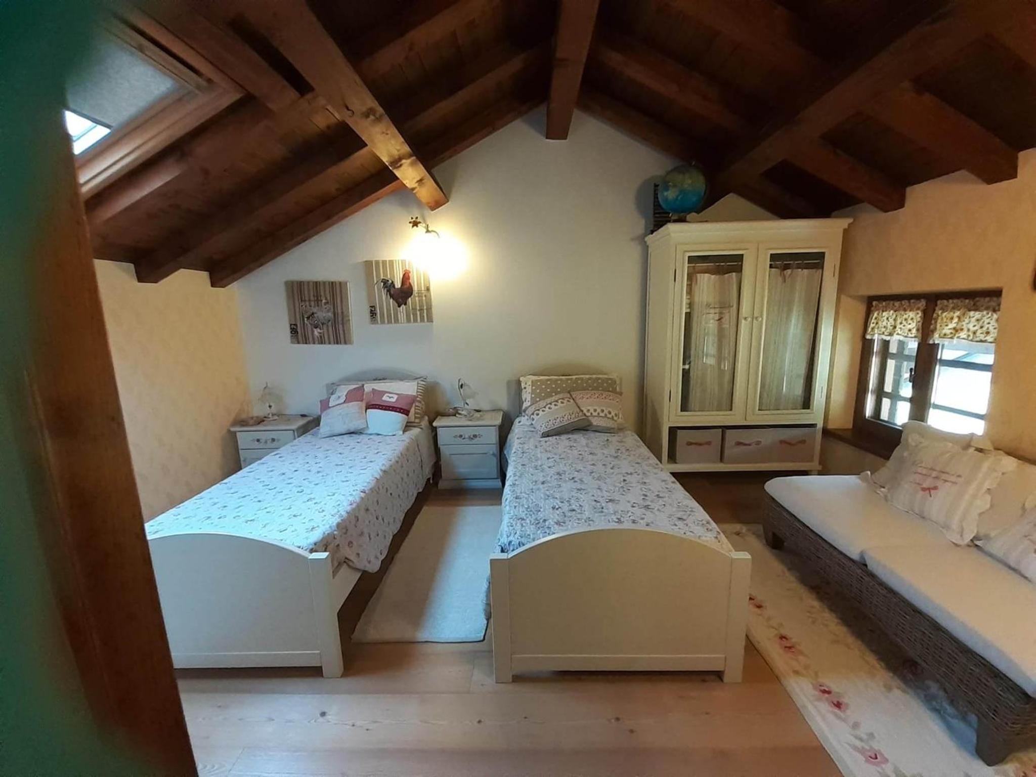 Studio Apartment - Photo 3