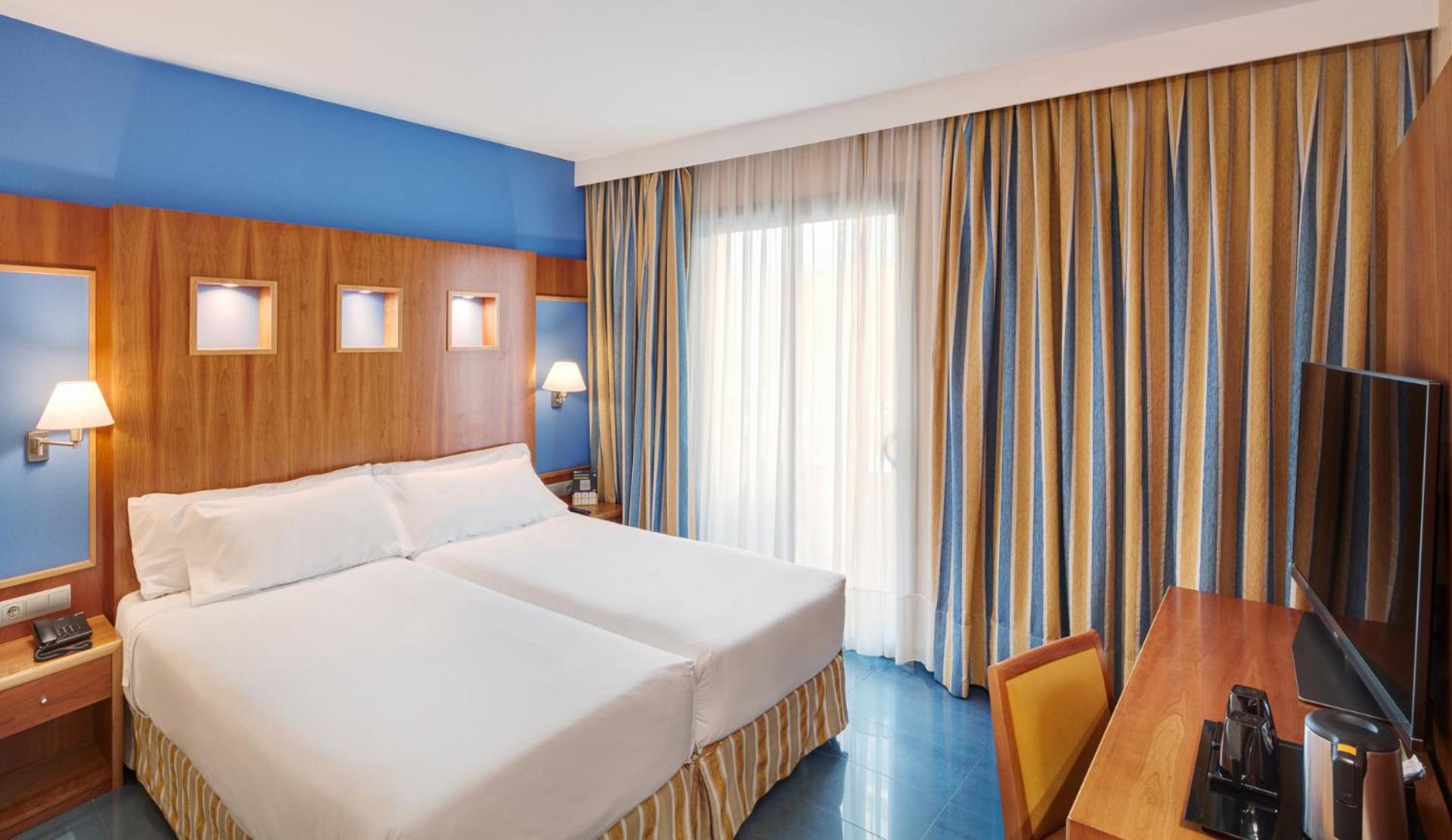 Classic Double Room with Balcony photo 1