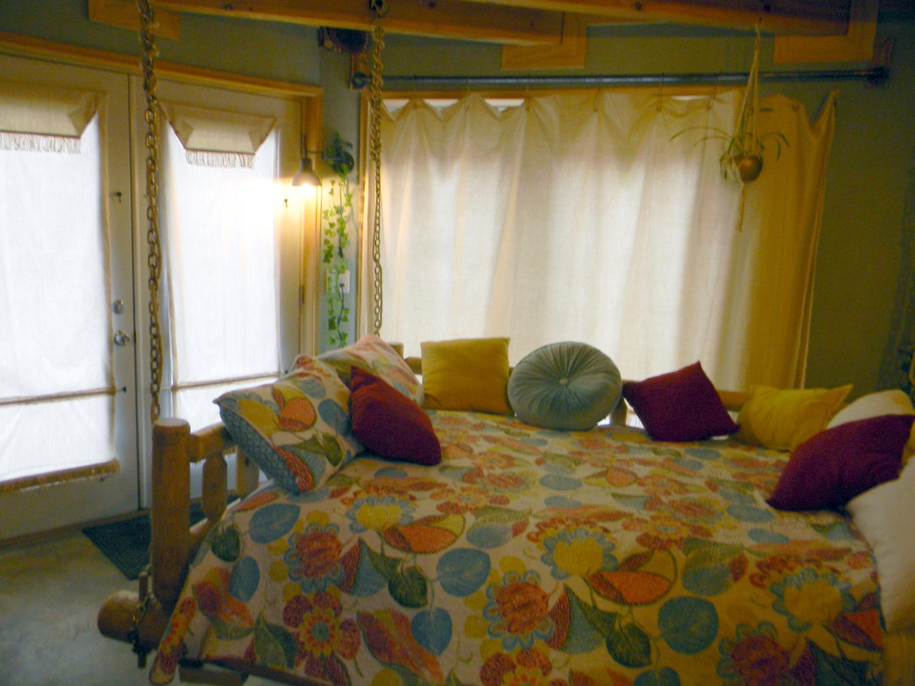 Two-Bedroom House photo 2