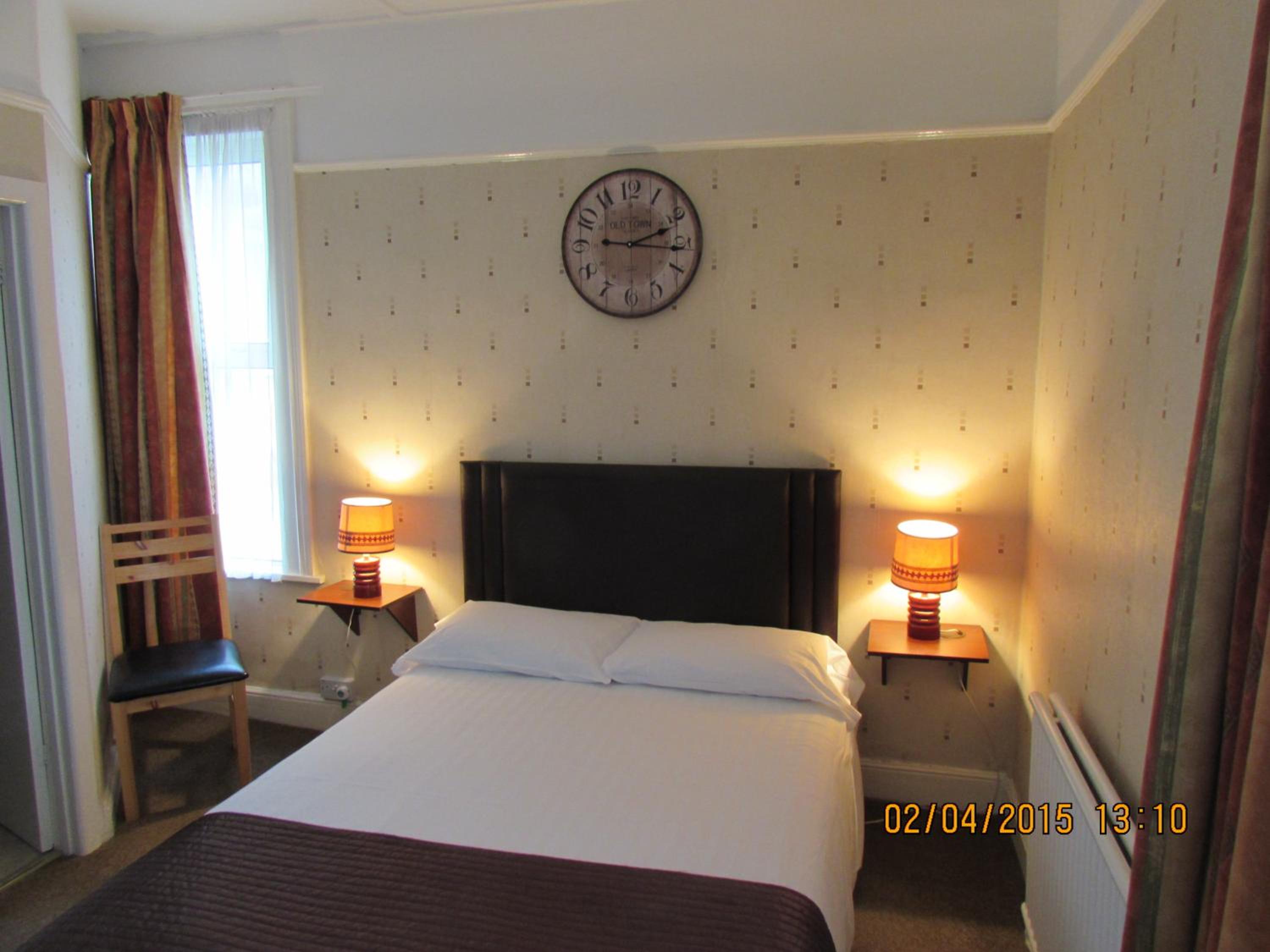 Economy Double Room photo 2