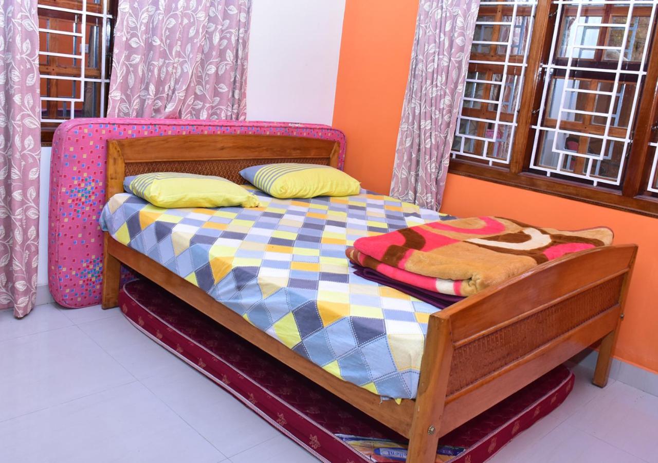 Standard Double Room with Fan photo 3