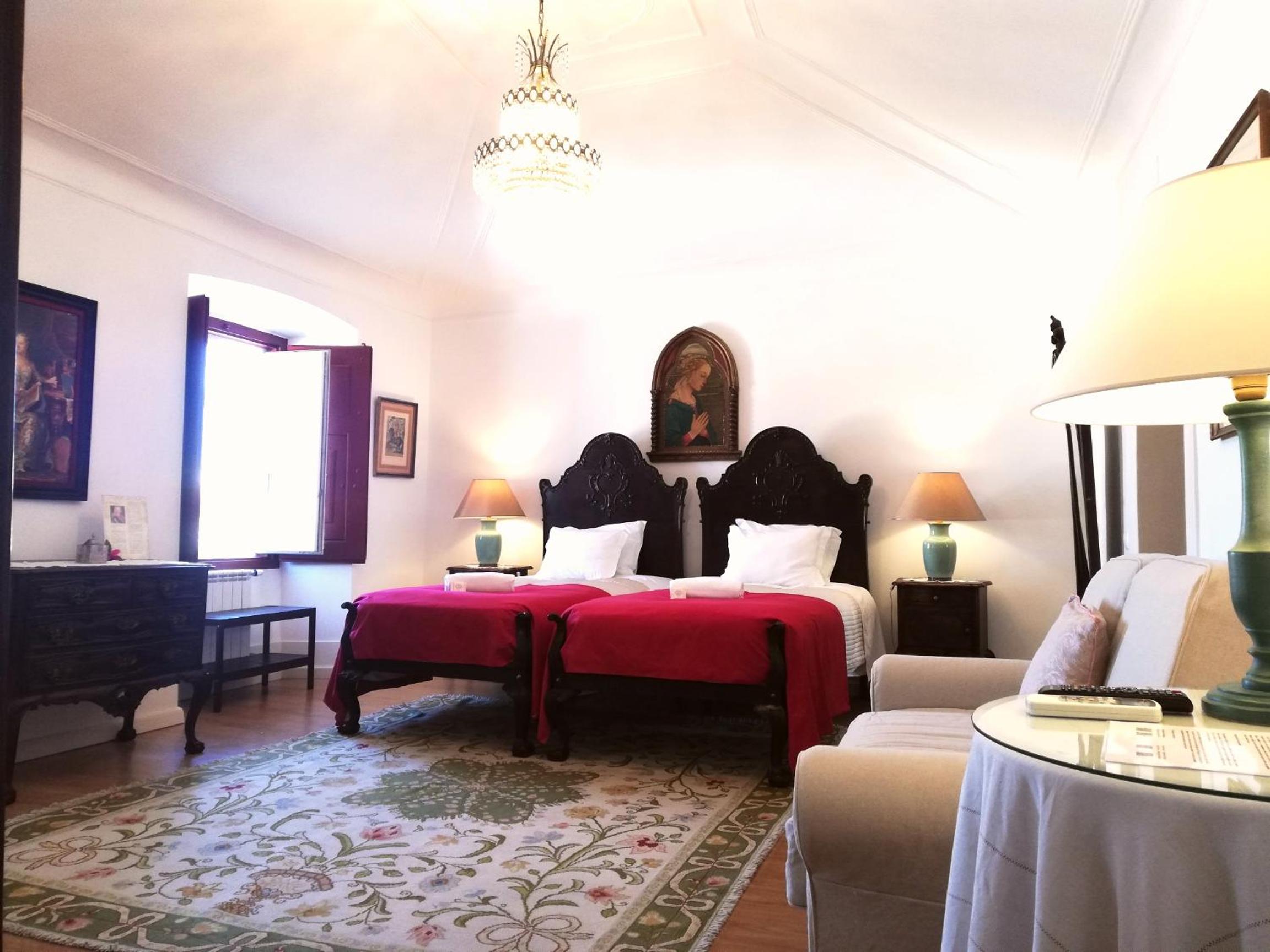 Deluxe Double or Twin Room photo 2
