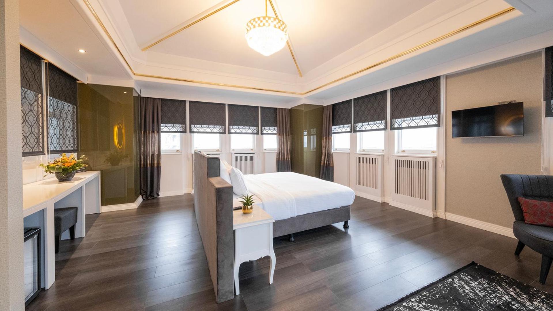 Deluxe Queen Room with Sea View photo 1