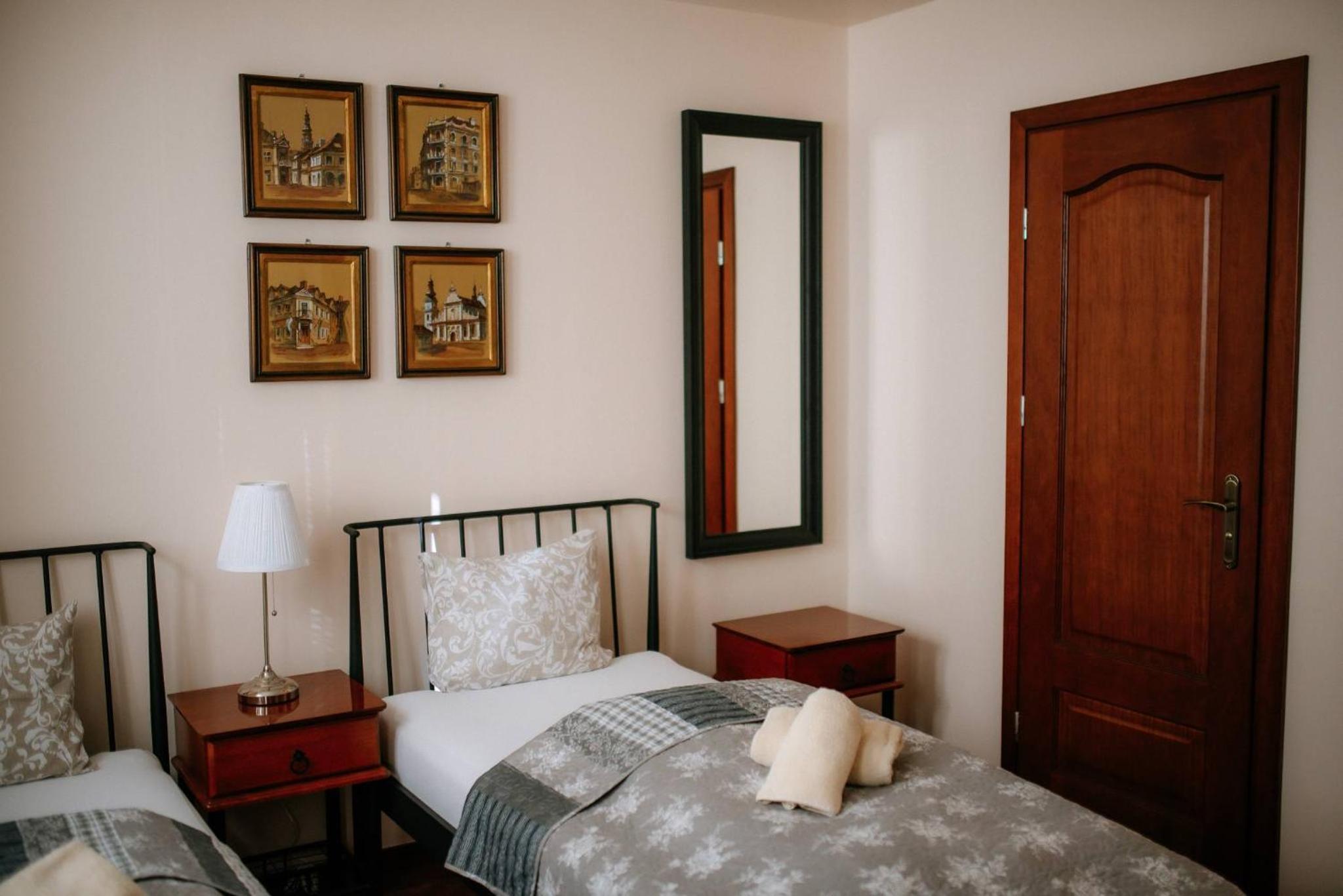 Double Room with Private Bathroom photo 3