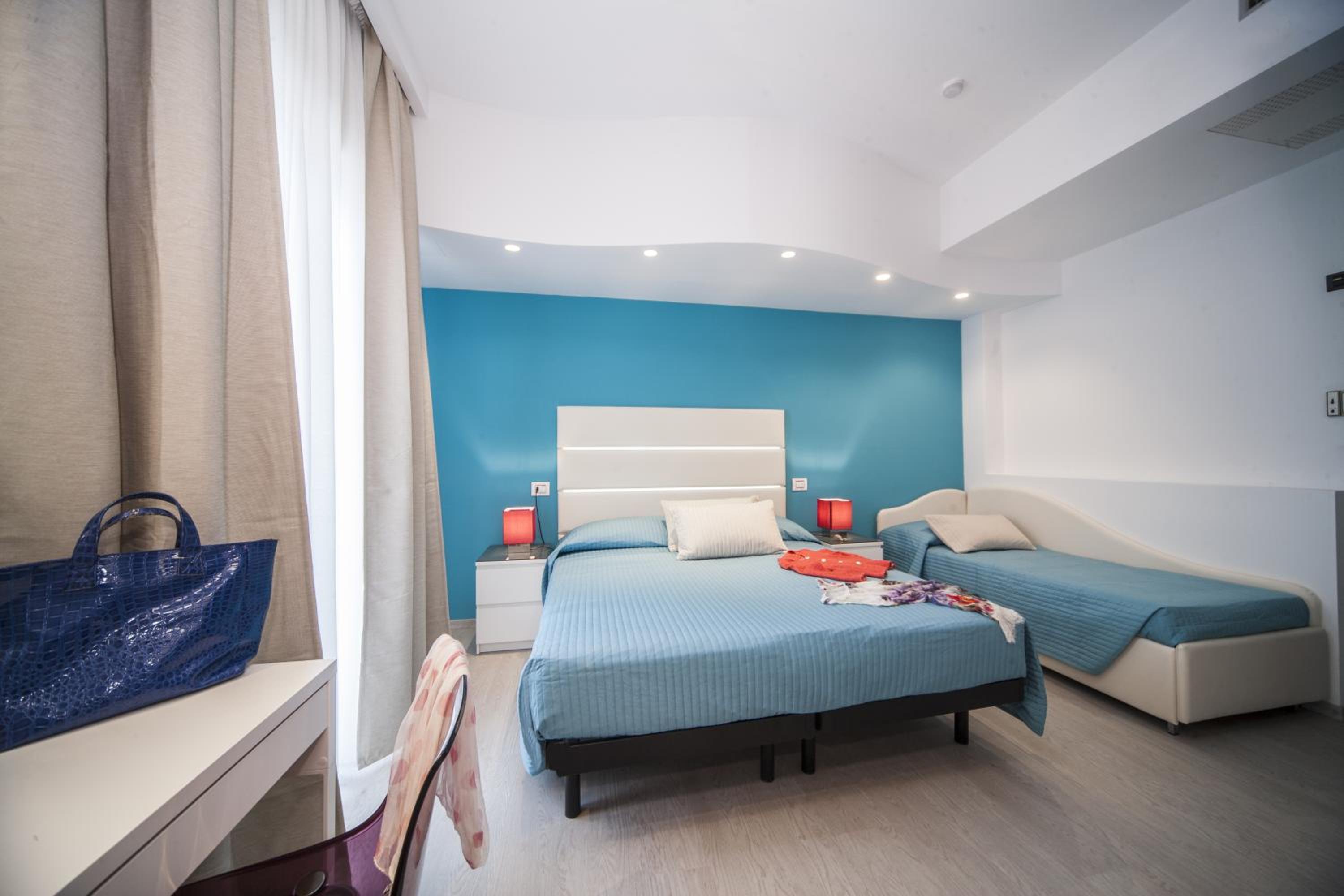 Superior Triple Room photo 1