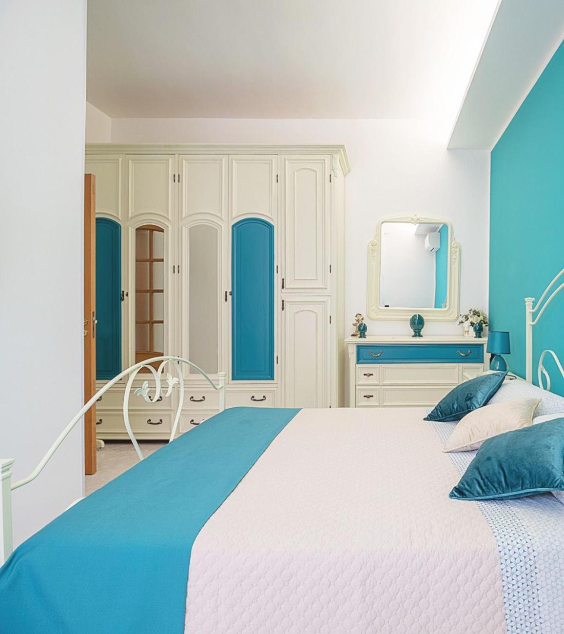Large Double Room photo 2