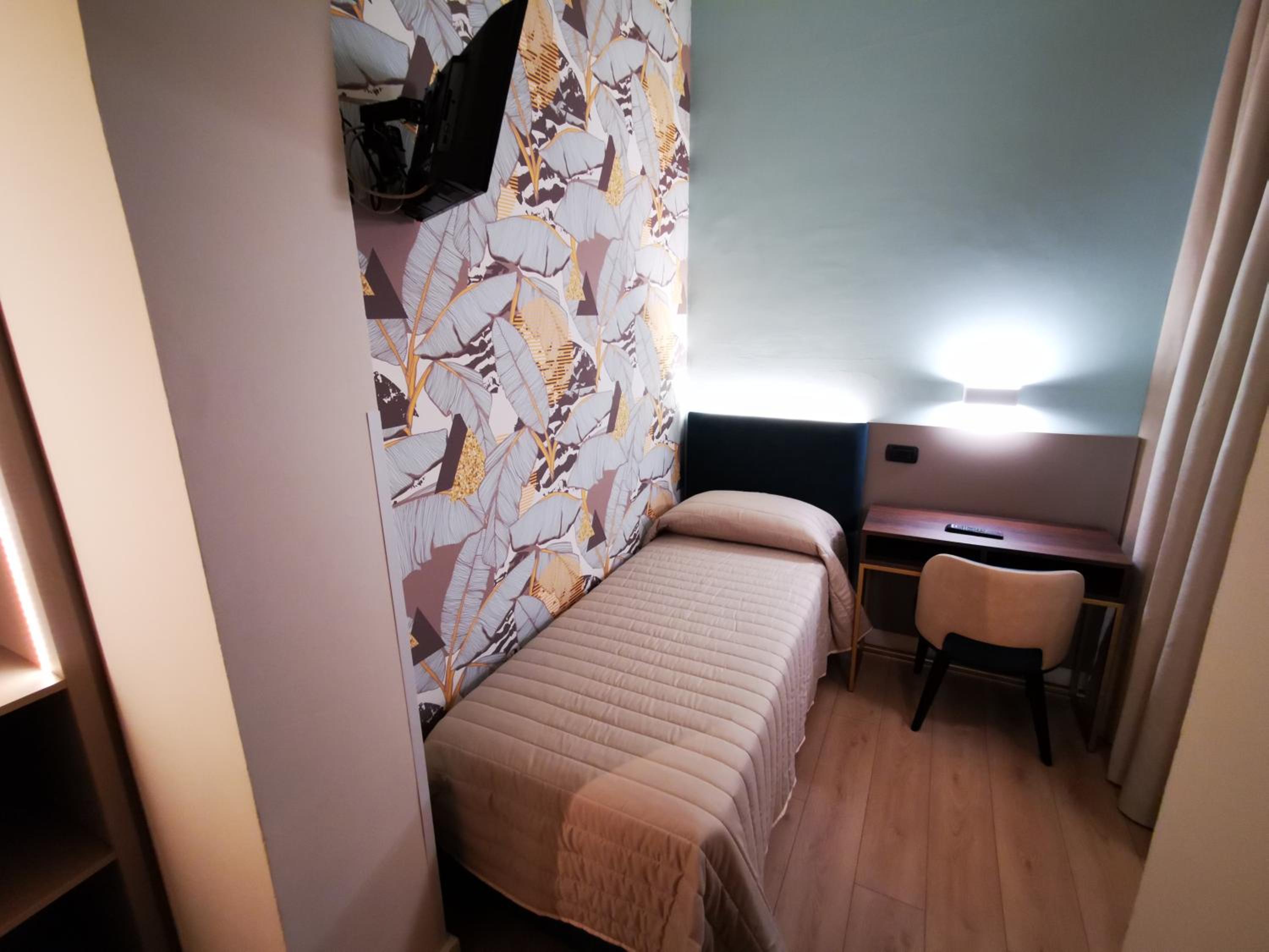 Single Room photo 1