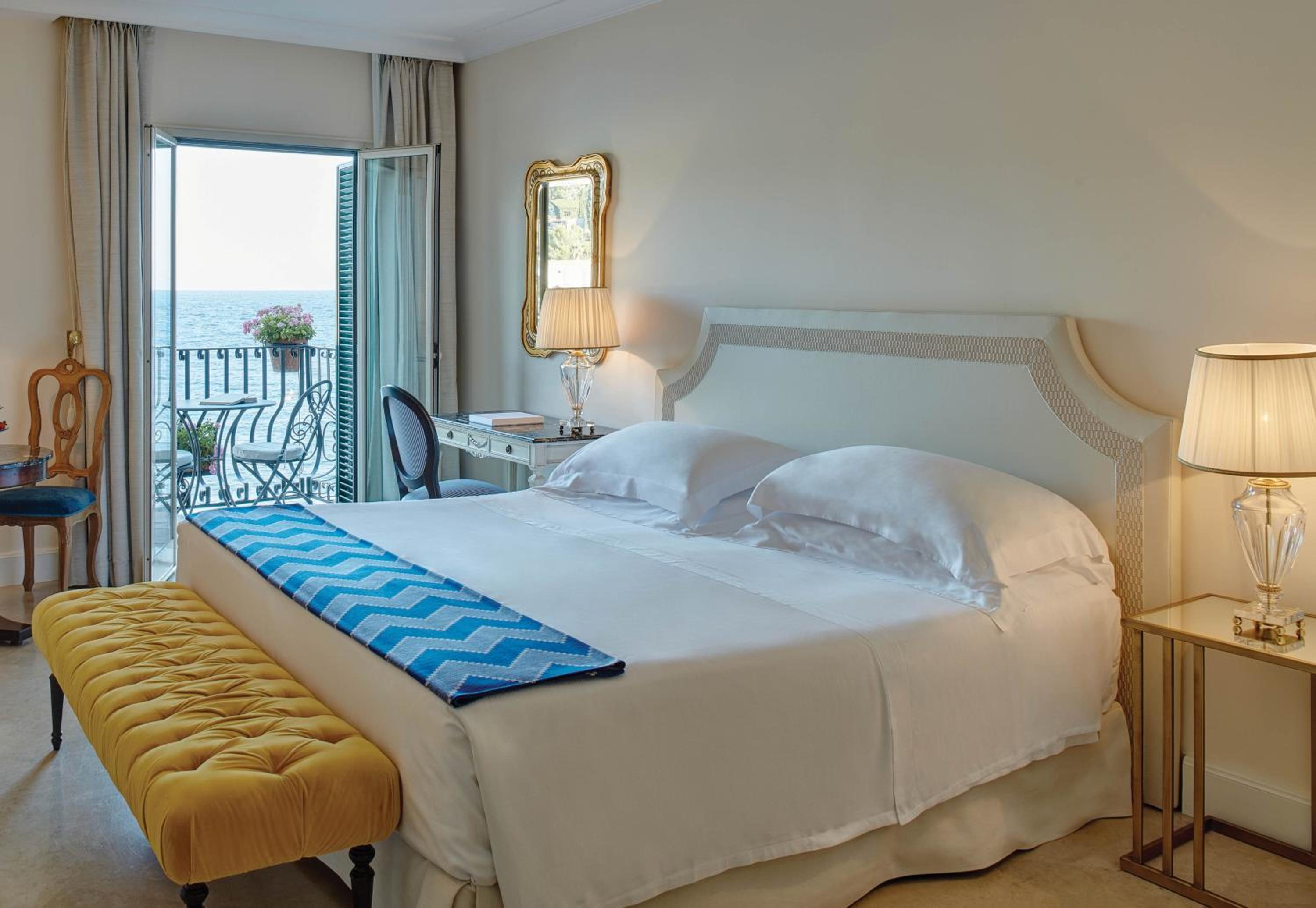 Deluxe Double or Twin Room with Balcony and Sea View - Photo 5