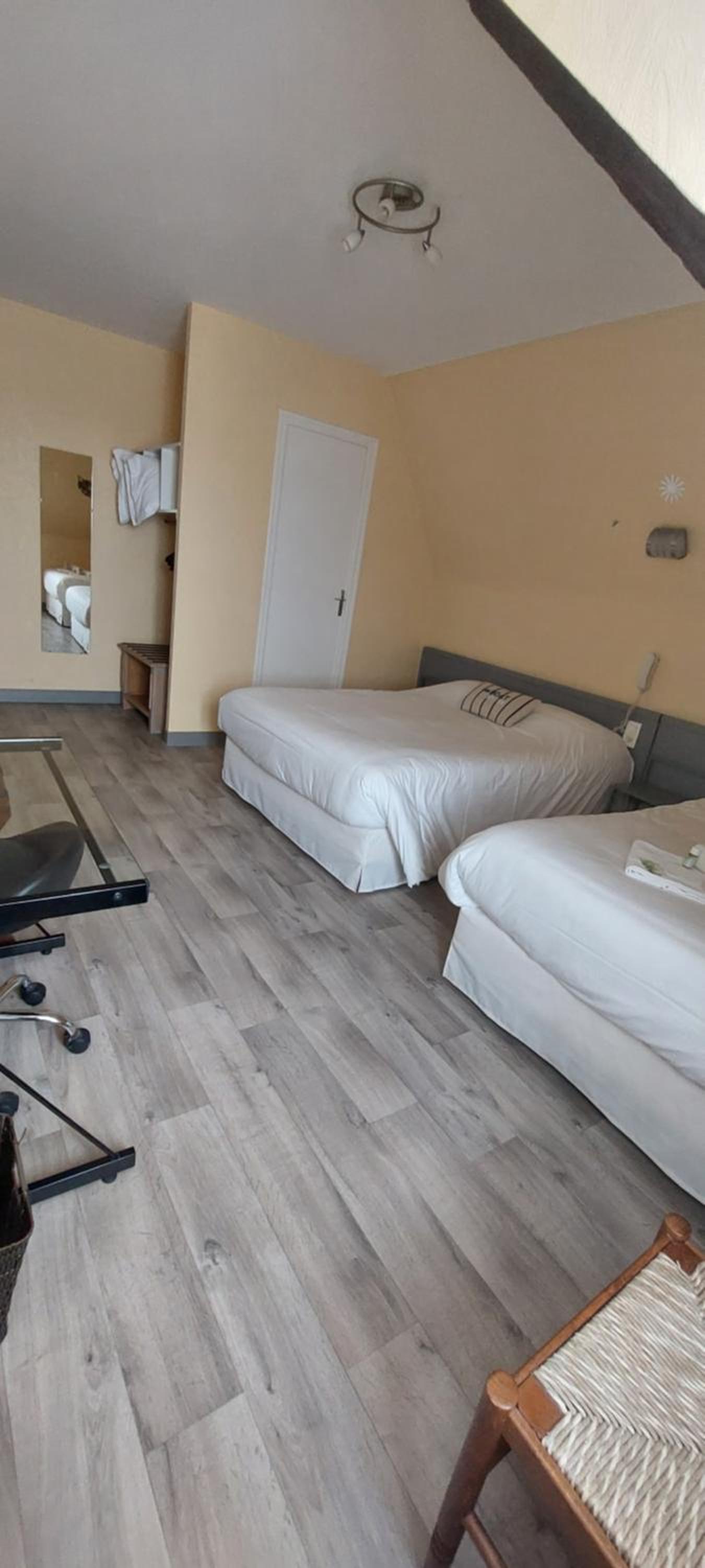 Standard Quadruple Room photo 2