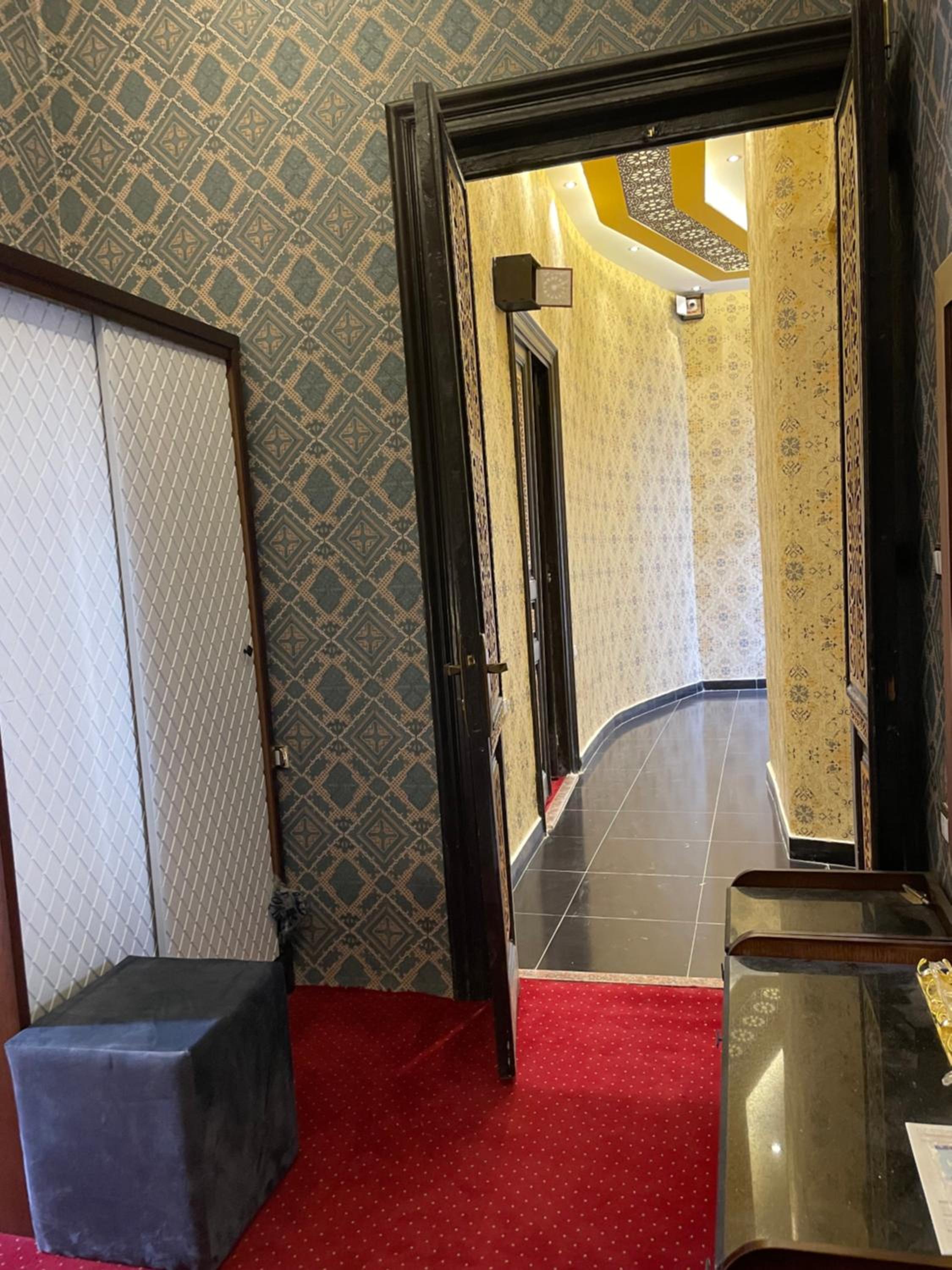 Penthouse Apartment thumbnail 5