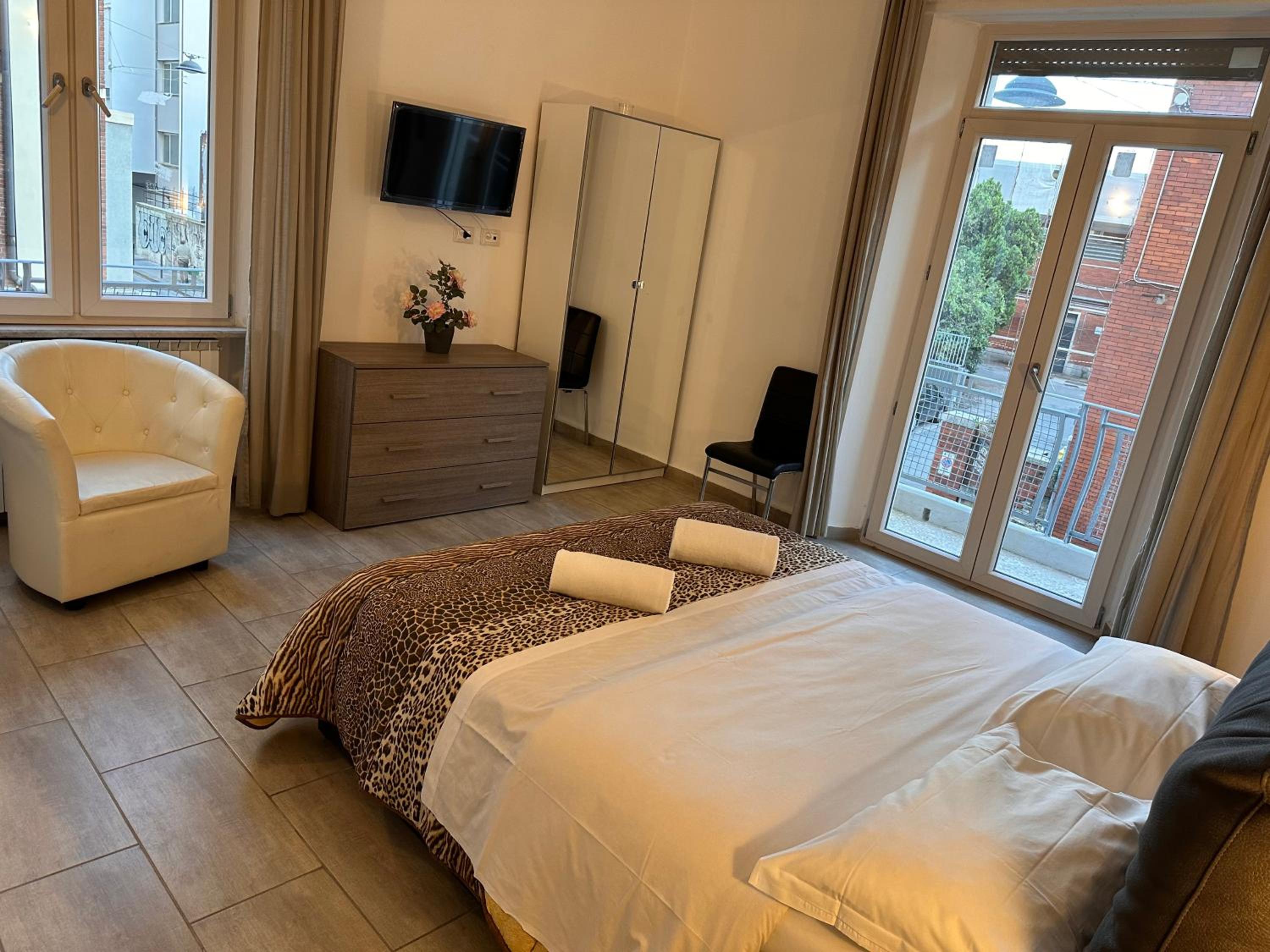 Double Room With Private Bathroom