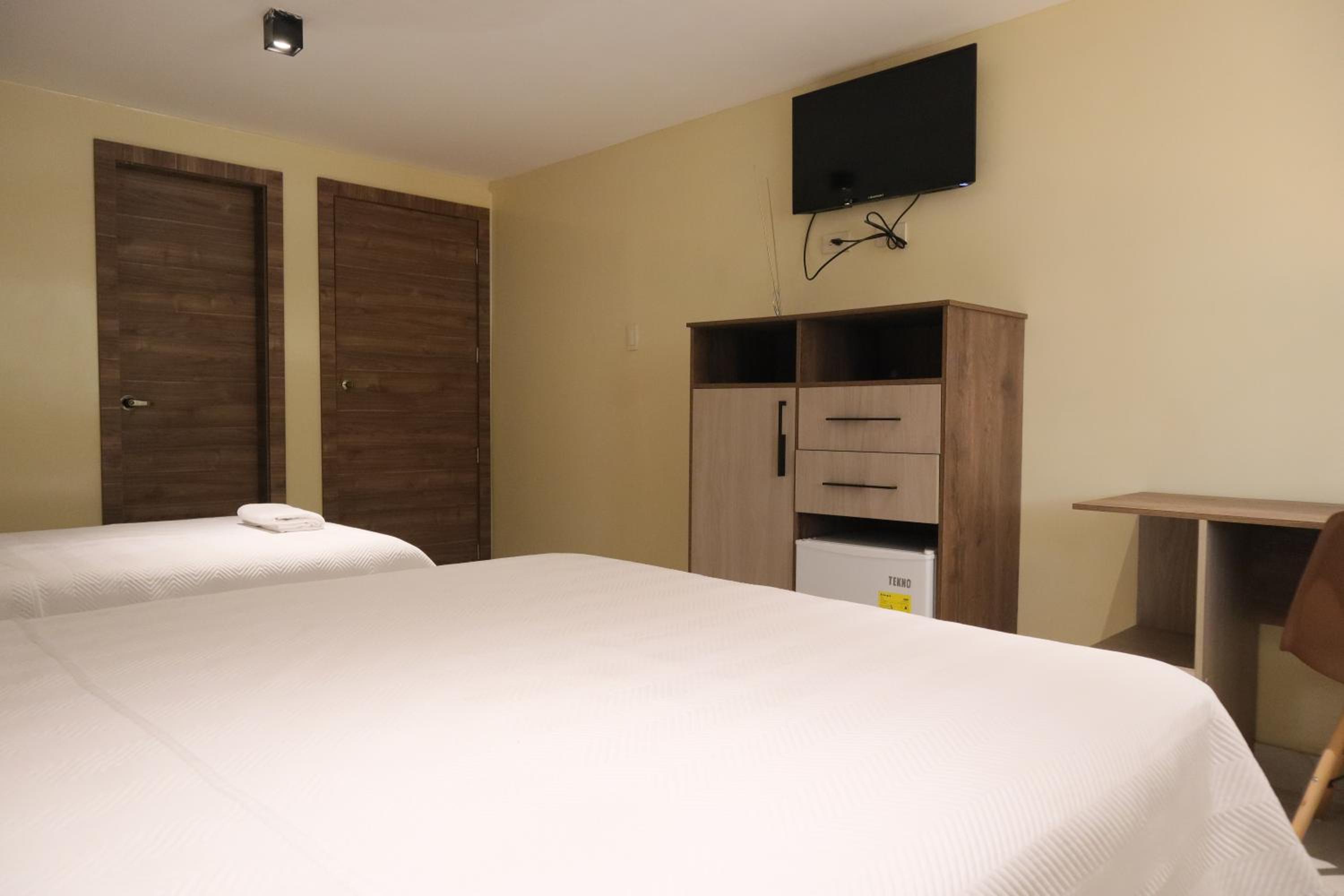 Superior Double Room with Two Double Beds photo 2