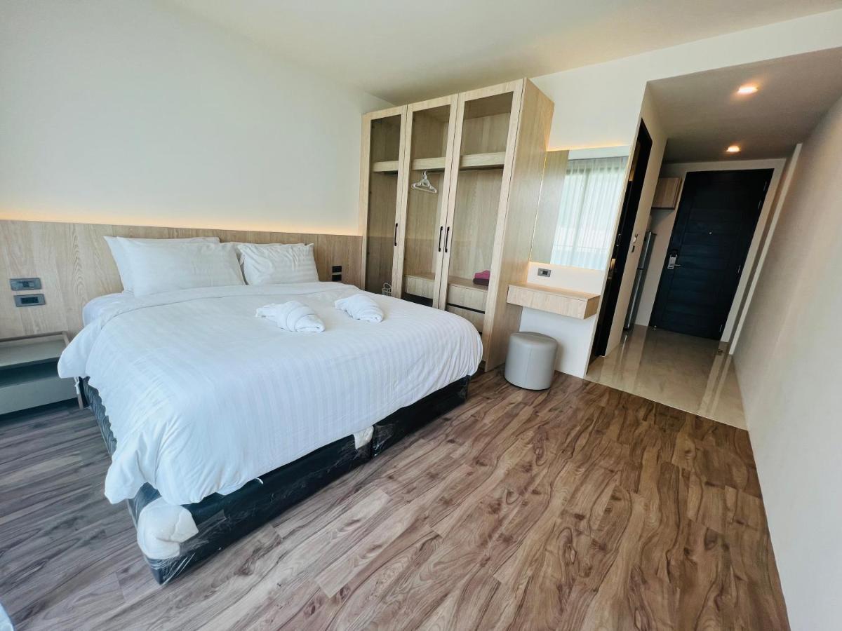Apartment with Sea View - Photo 6