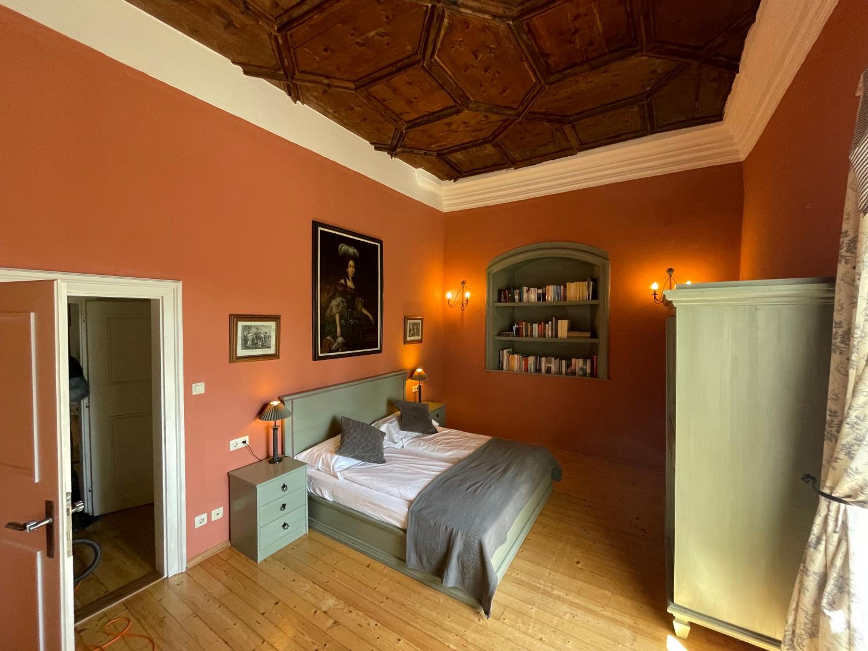 Double Room - Photo 7