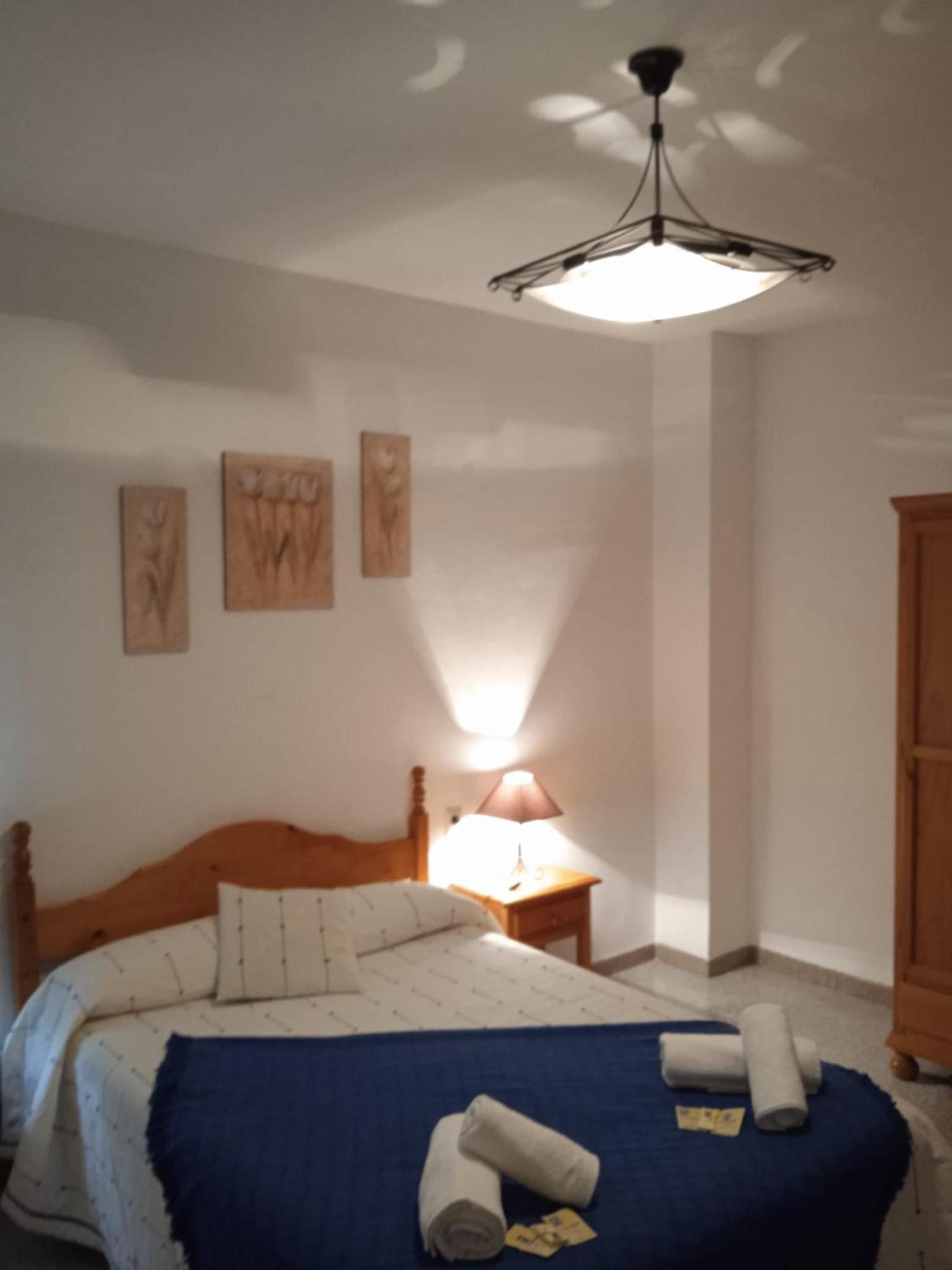 Habitación Doble con Baño Privado