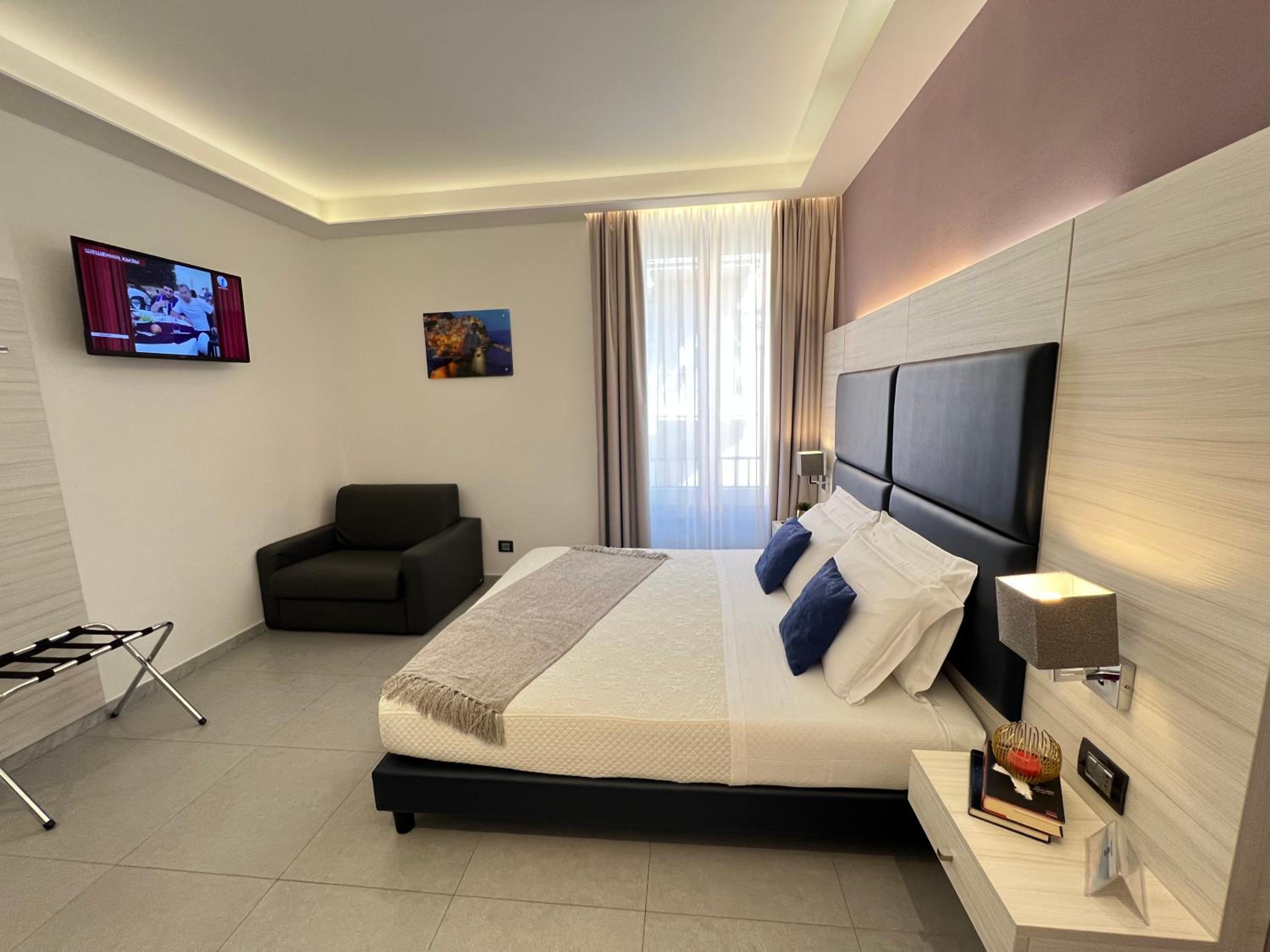 Deluxe Triple Room photo 1