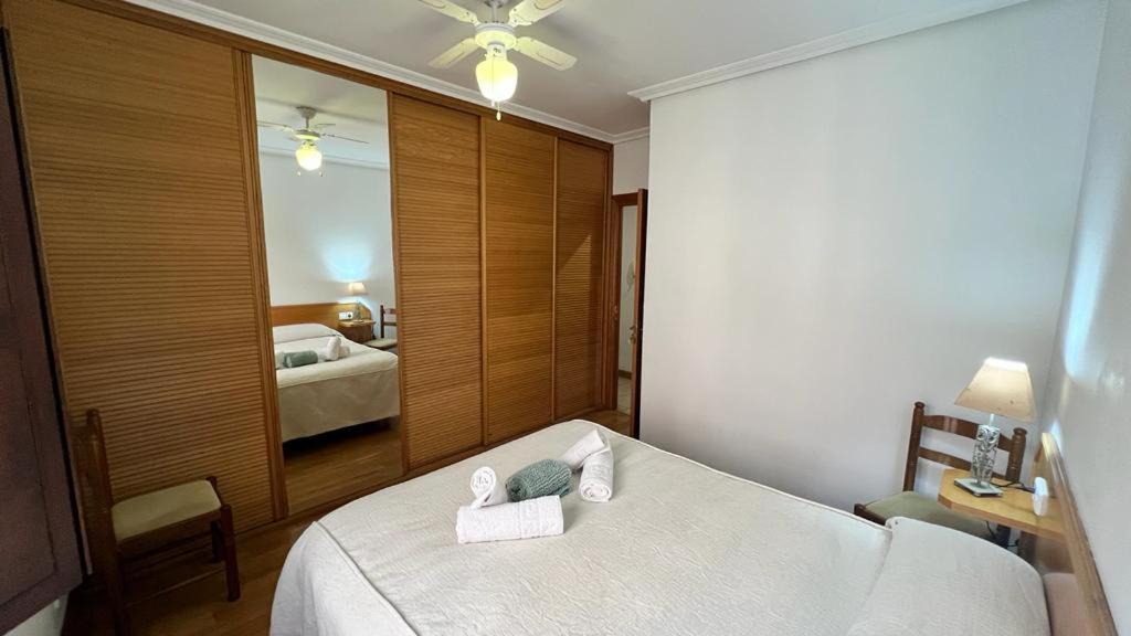 Double Room with Shared Bathroom photo 2