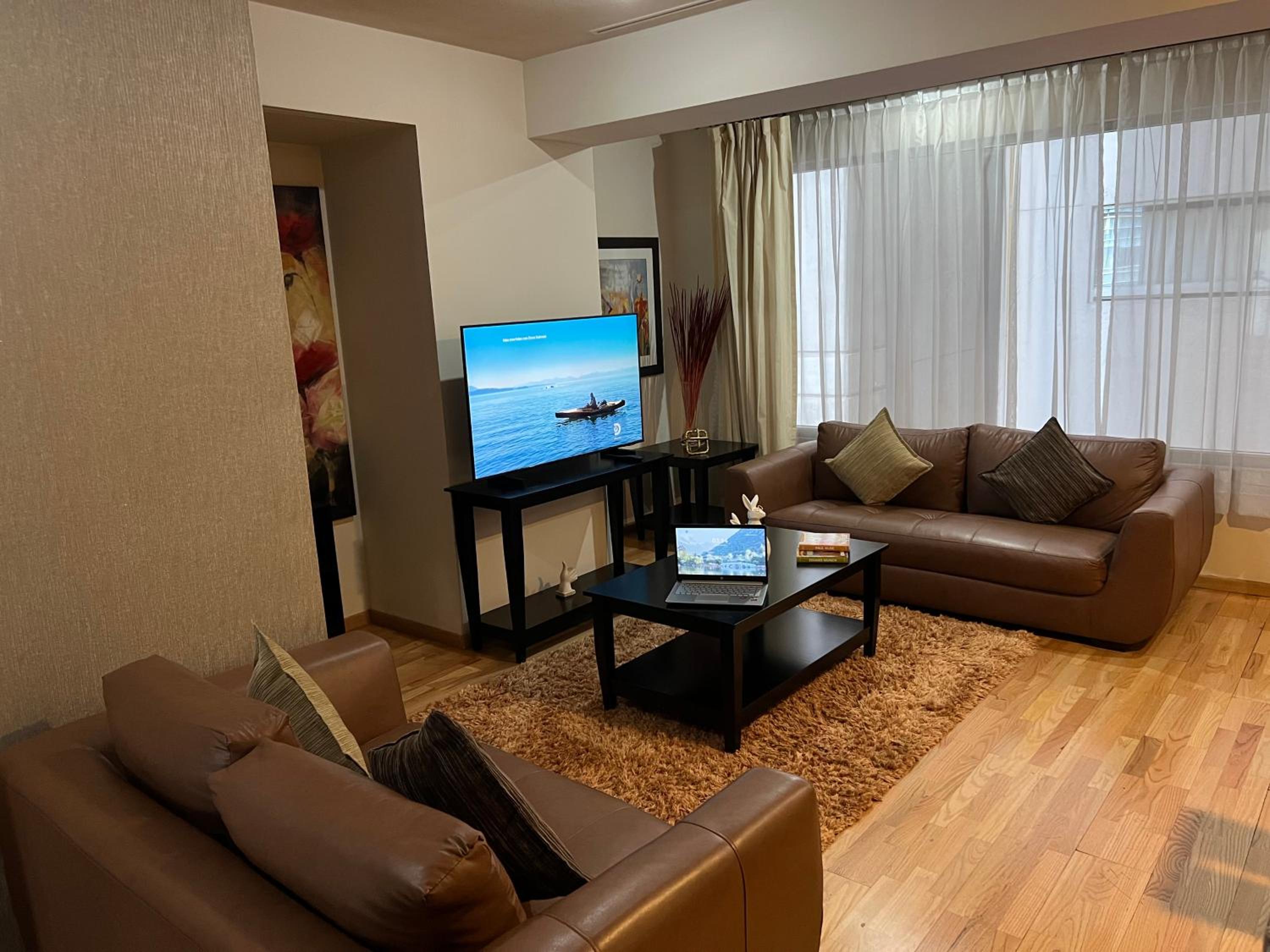 Master Two-Bedroom Apartment - Photo 8