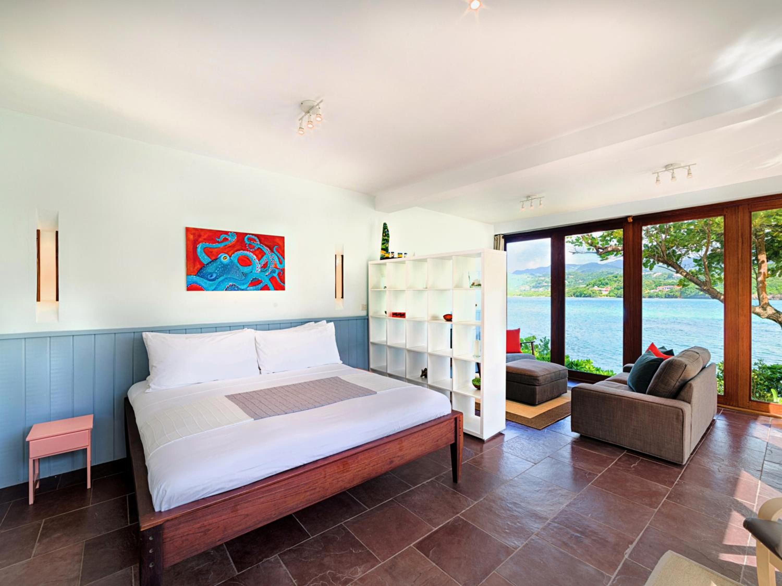 Oceanfront Cliffside Private Pool 1-Bedroom Villa photo 3