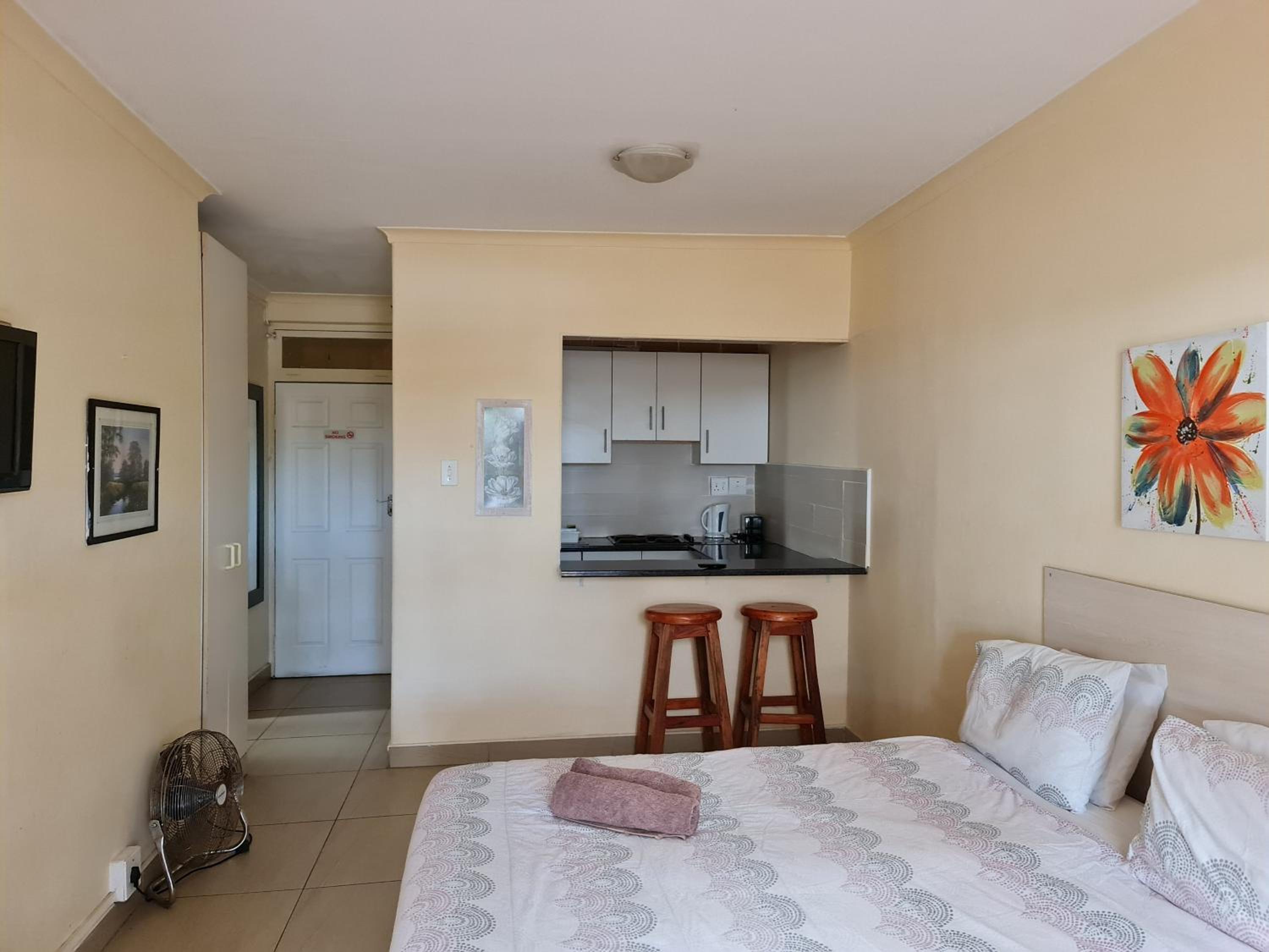 Apartment - Photo 1