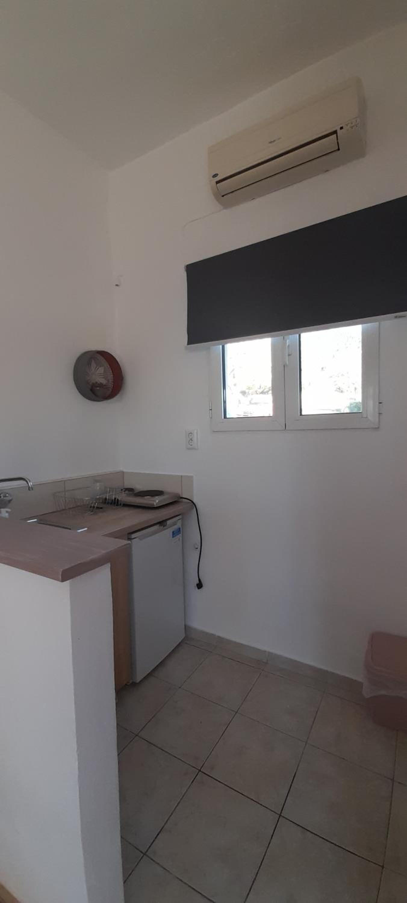 Double Room with Balcony - Photo 10