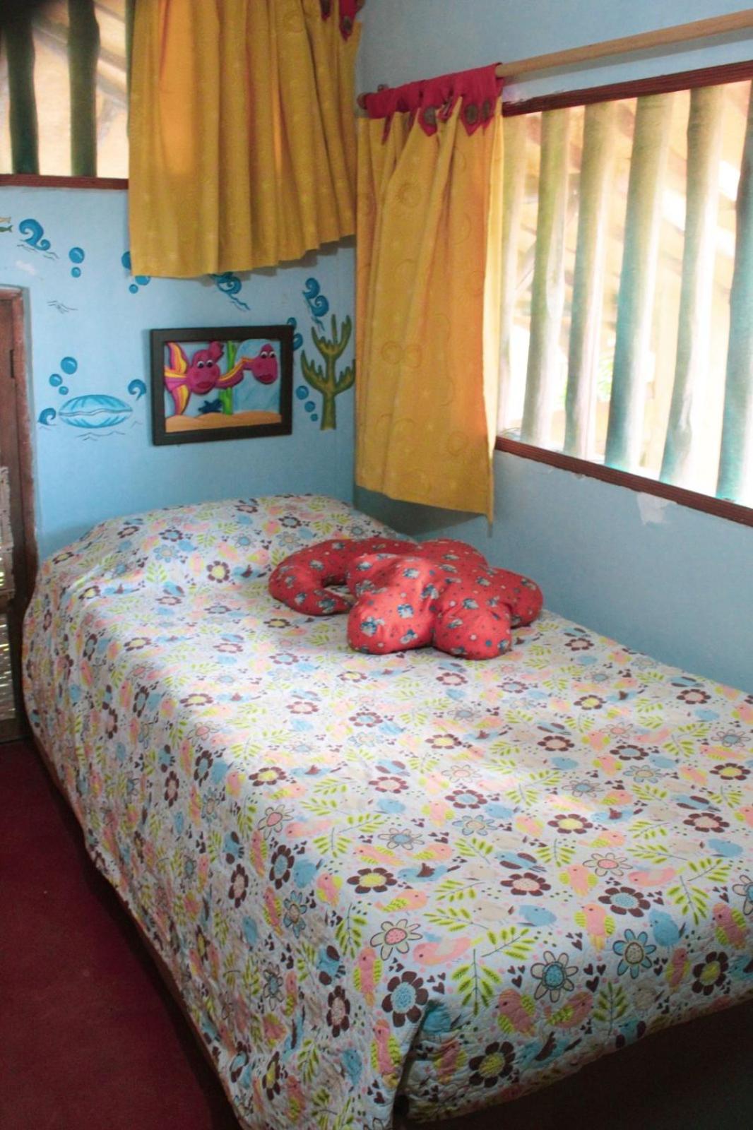 Quadruple Room with Private Bathroom photo 2