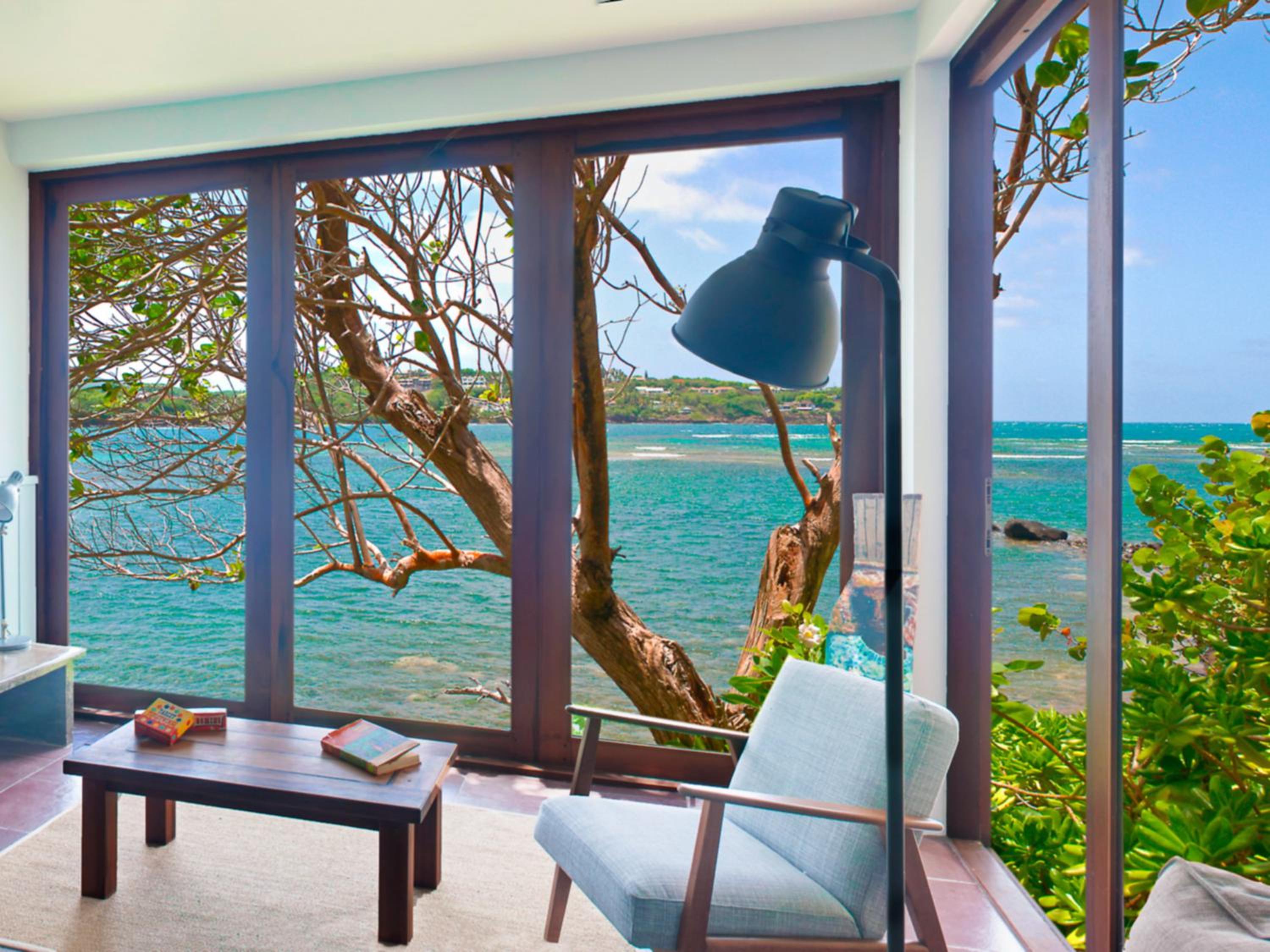 Oceanfront Cliffside 1 or 2-Bedroom Villa photo 1