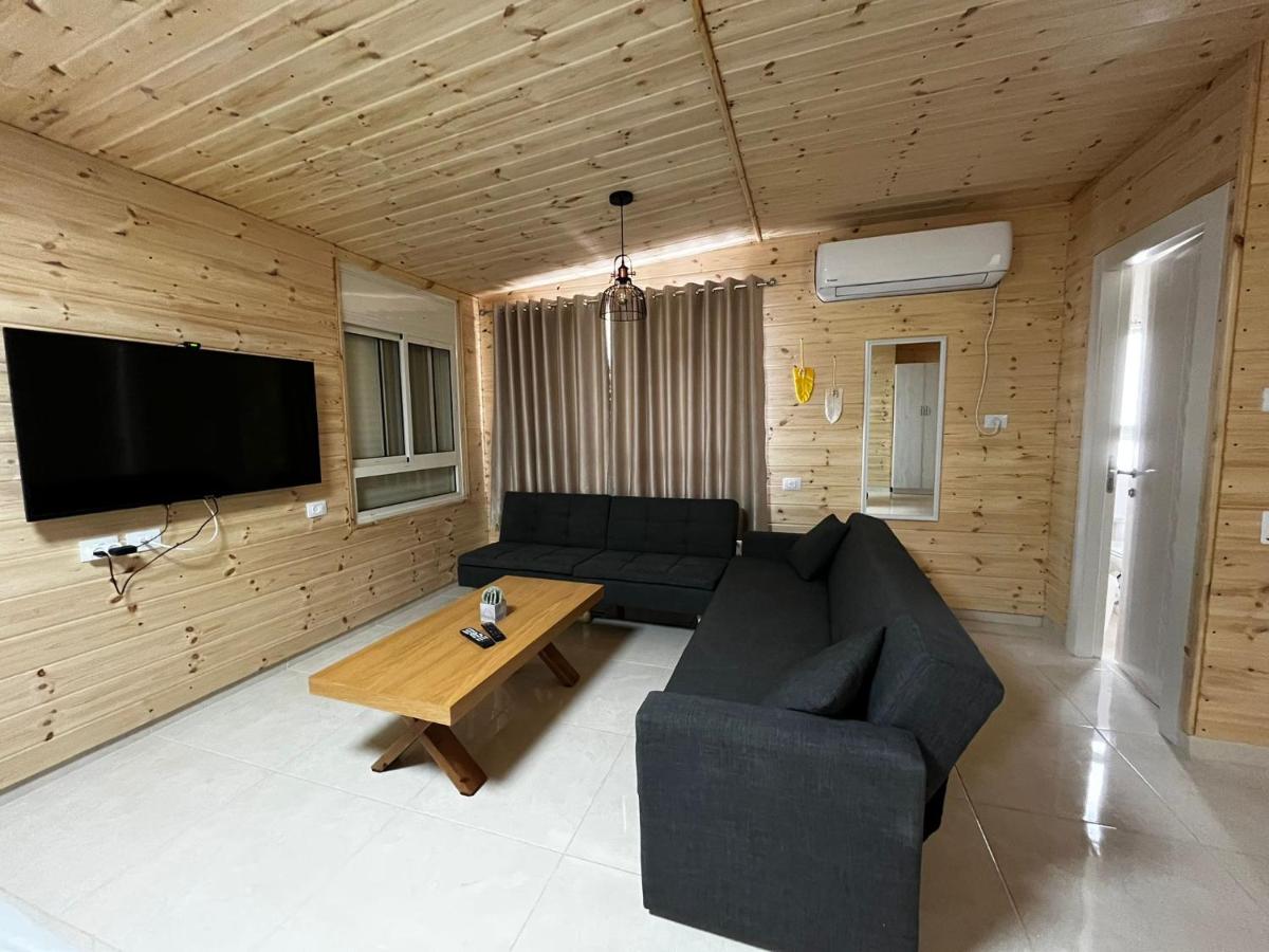 Deluxe Family Room - Photo 7