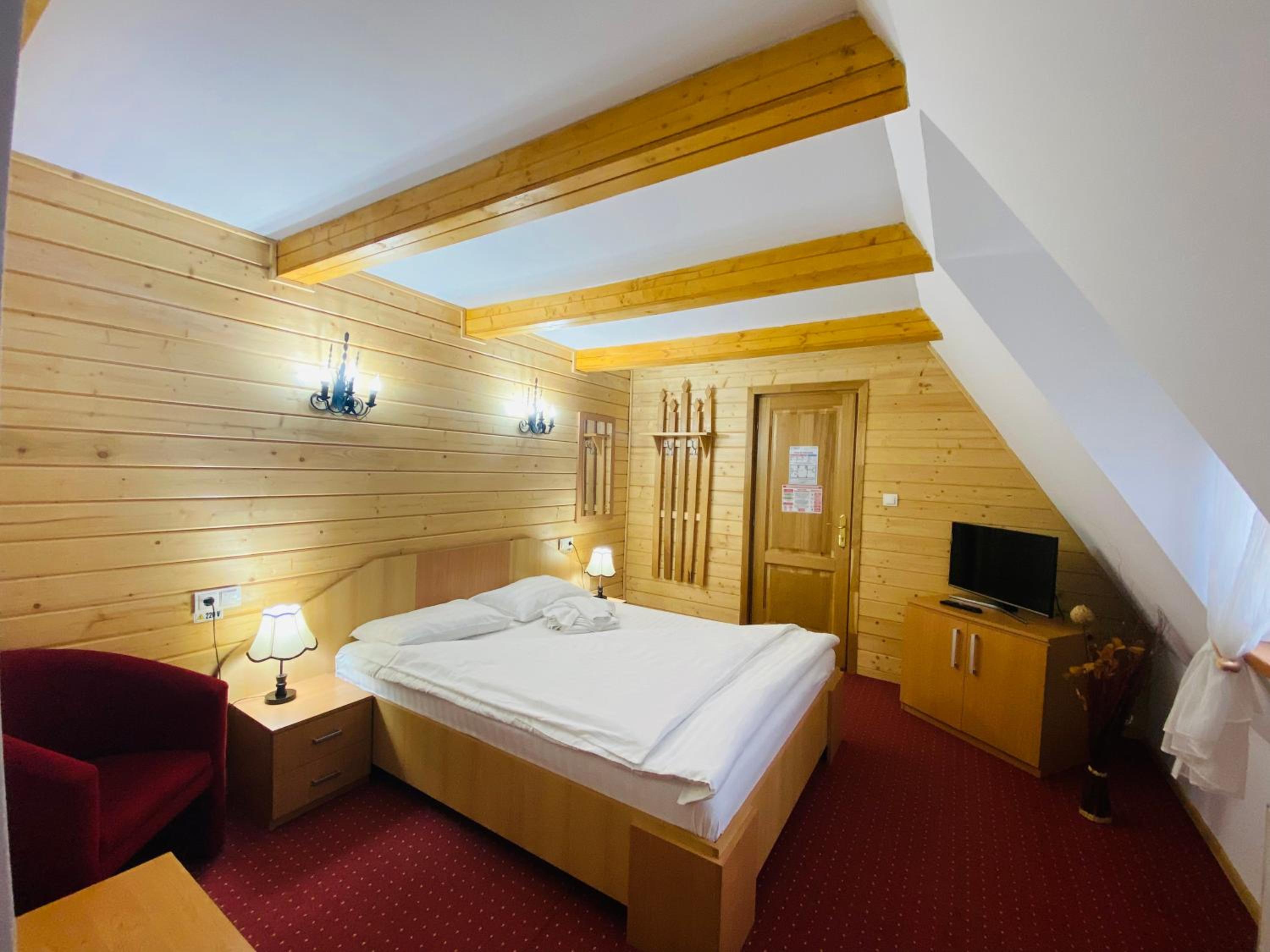 Double Room - Photo 1