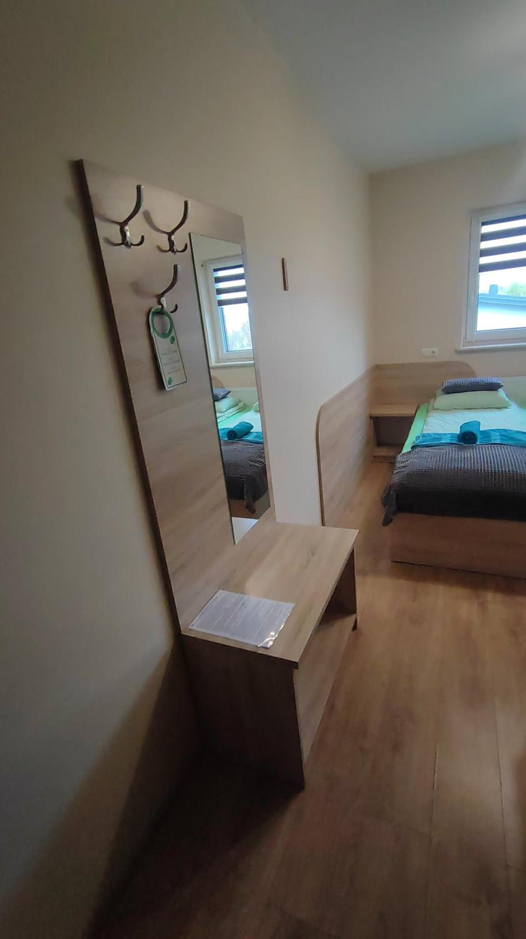 Standard Twin Room - Photo 17