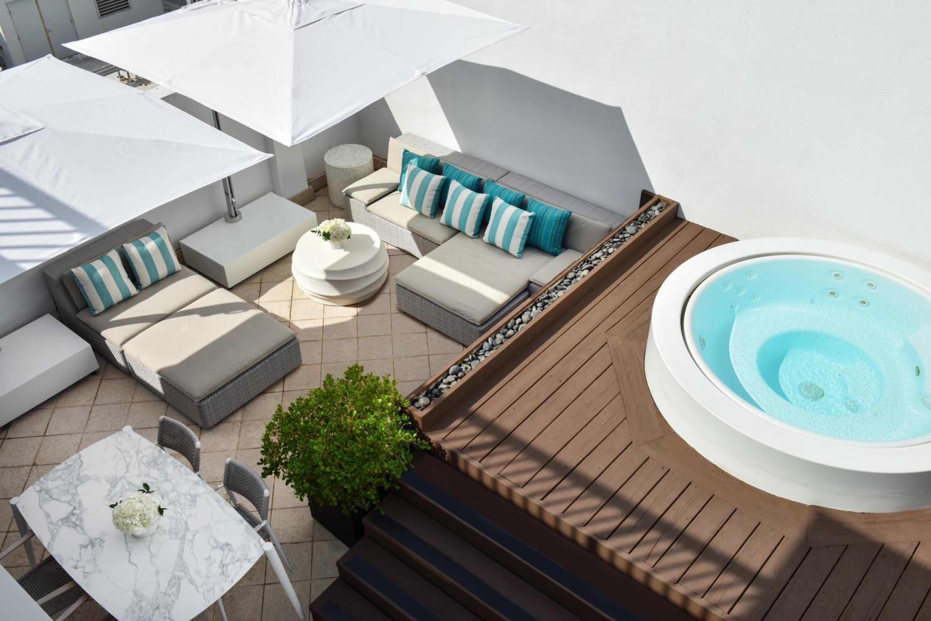 Victor Penthouse Suite - Photo 5