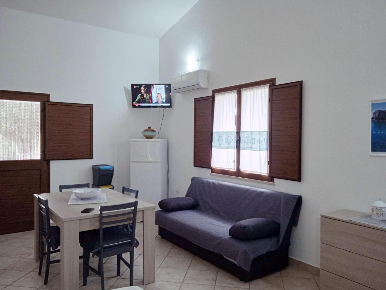 Studio with Sofa Bed - Photo 3