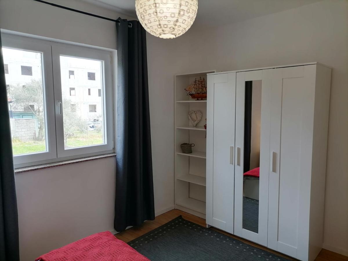 Apartment with Balcony - Photo 26