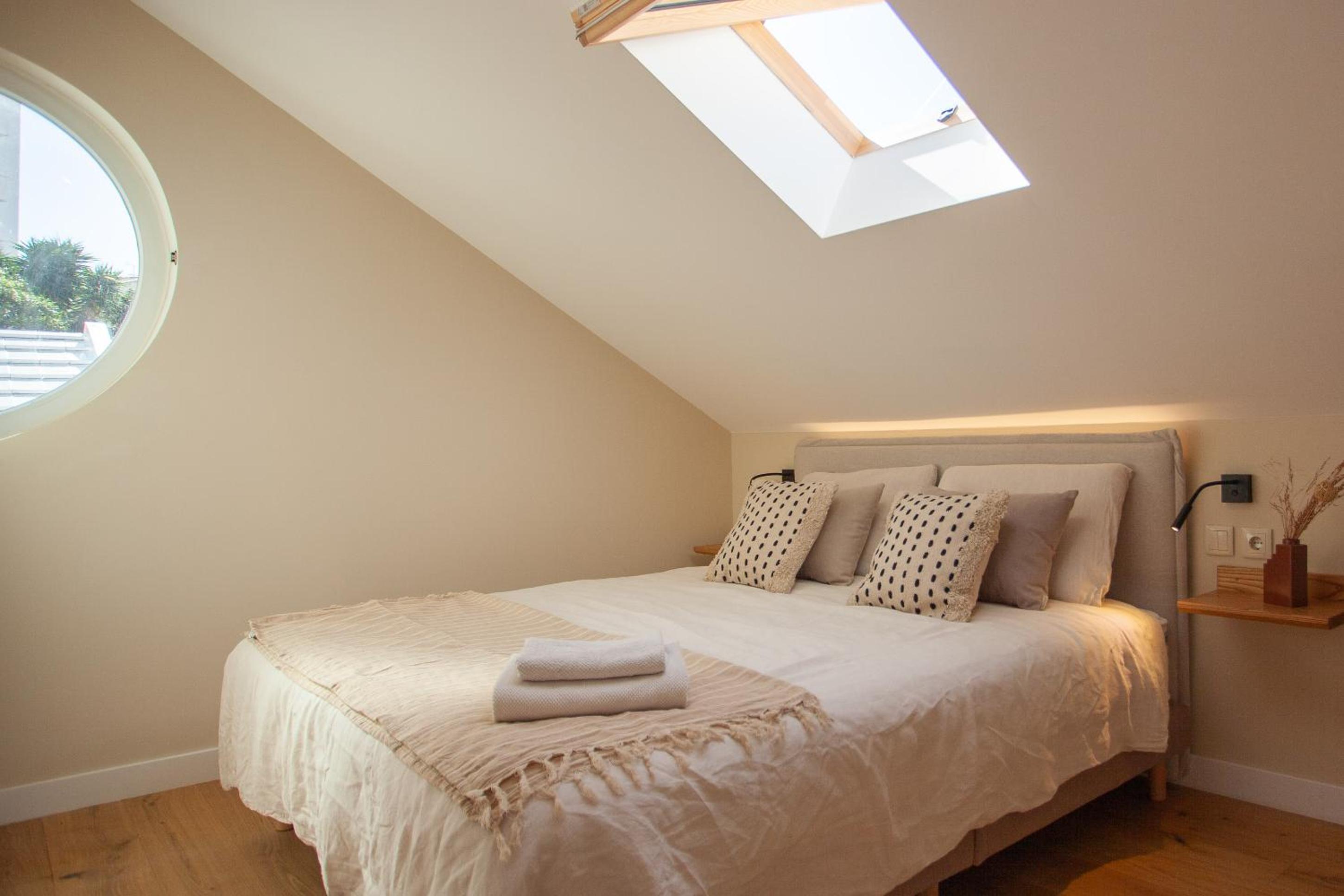 Two-Bedroom Villa - Photo 4